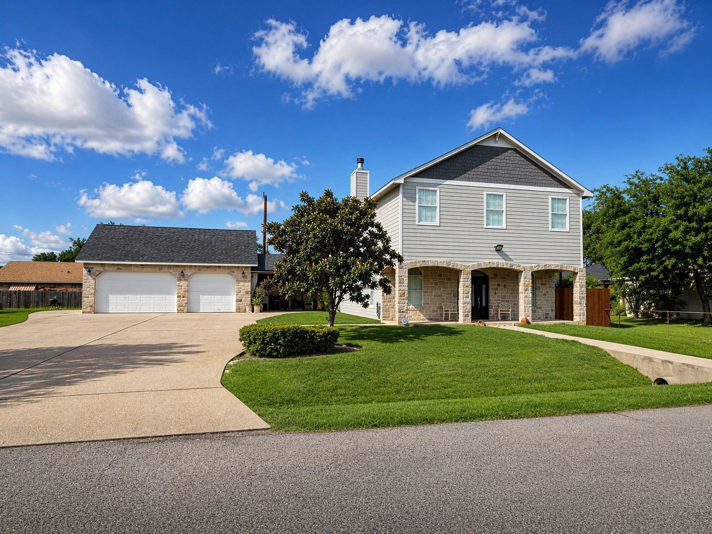 Listing photo 1
