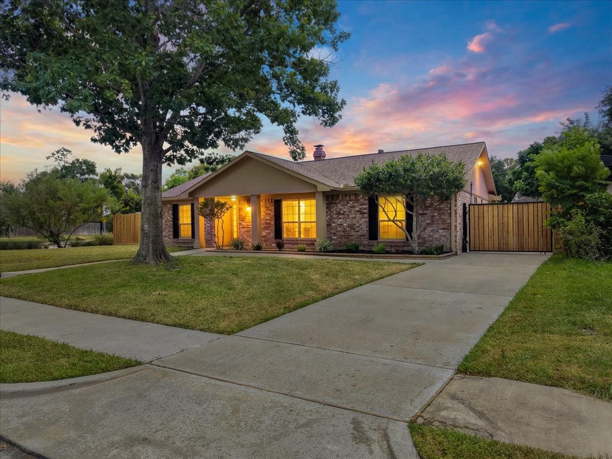 Listing photo 1
