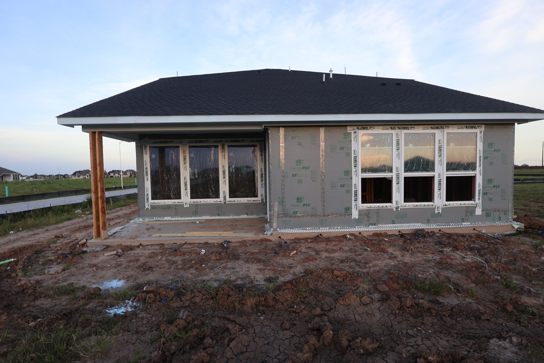 Listing photo 3