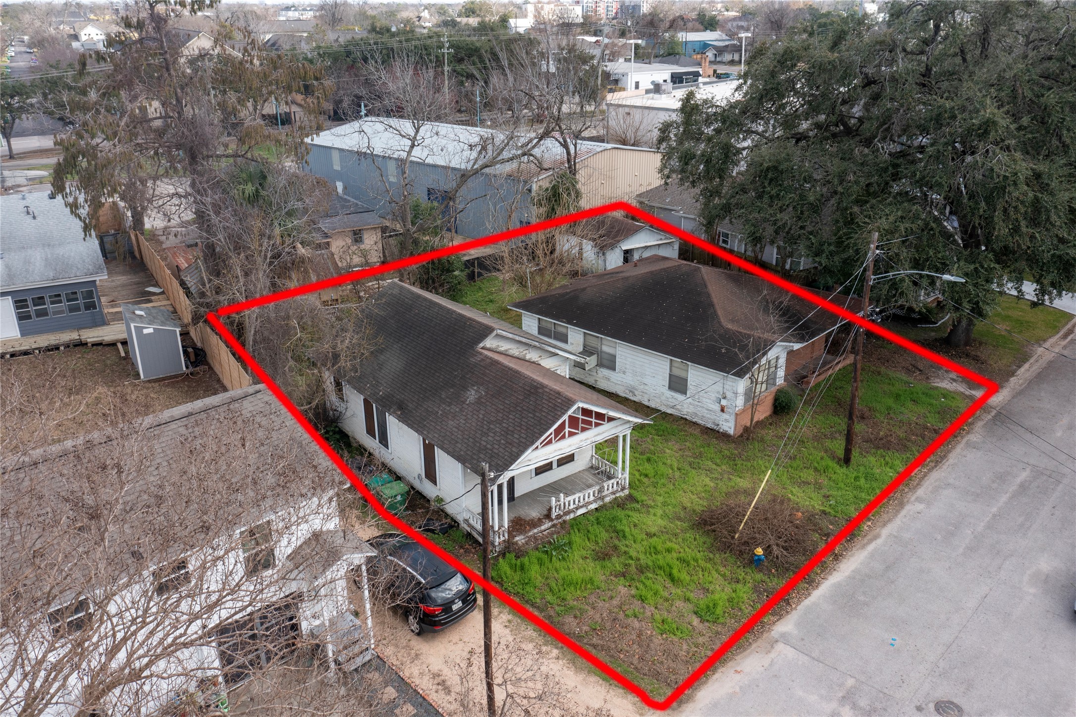 Listing photo 2