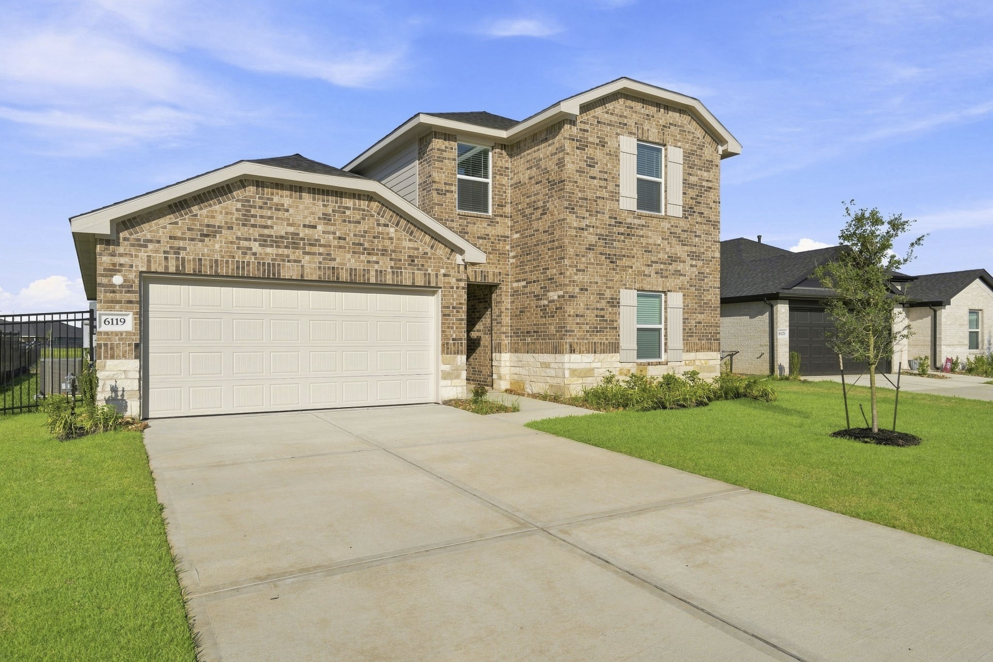 Listing photo 1