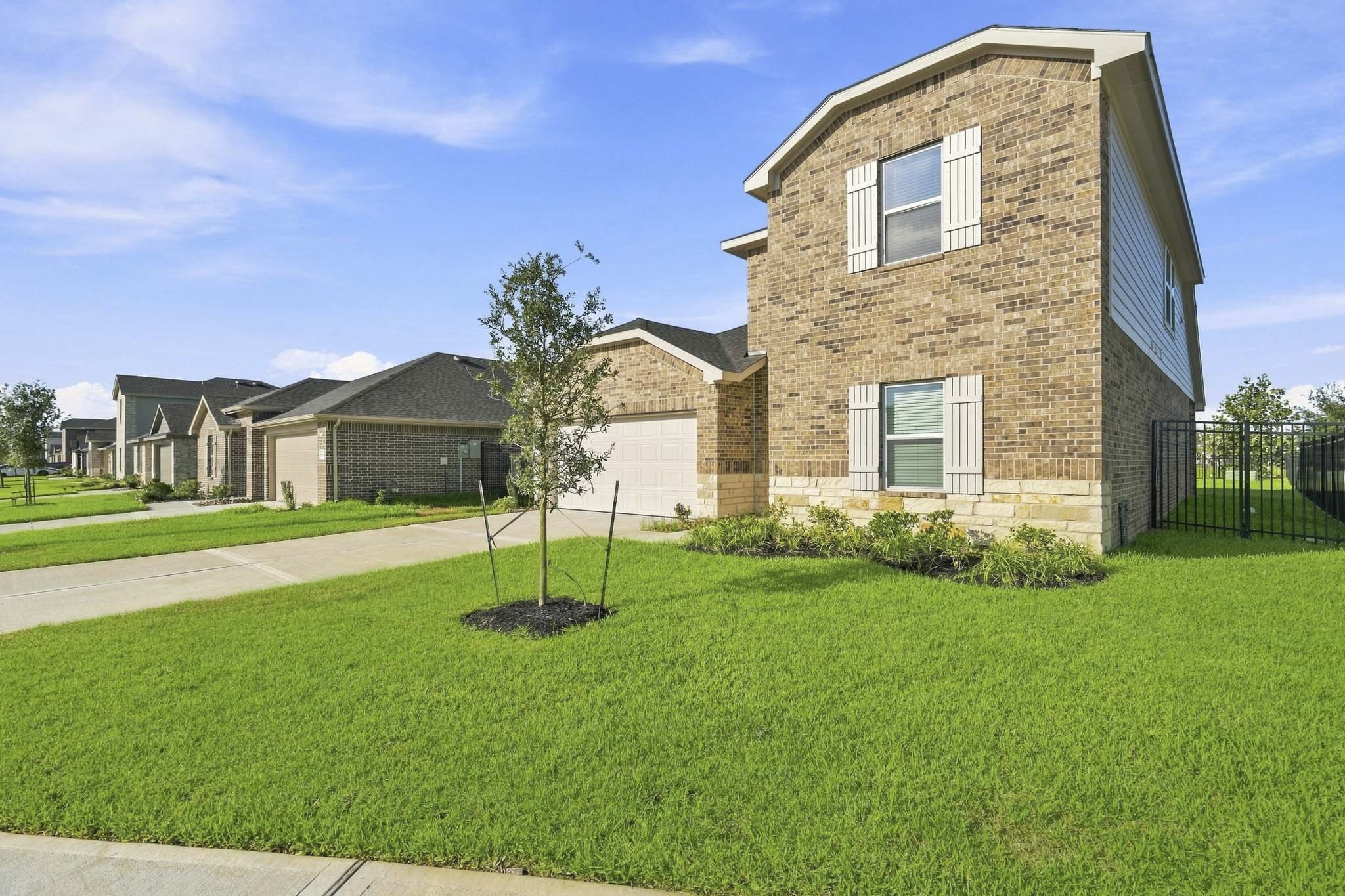Listing photo 1