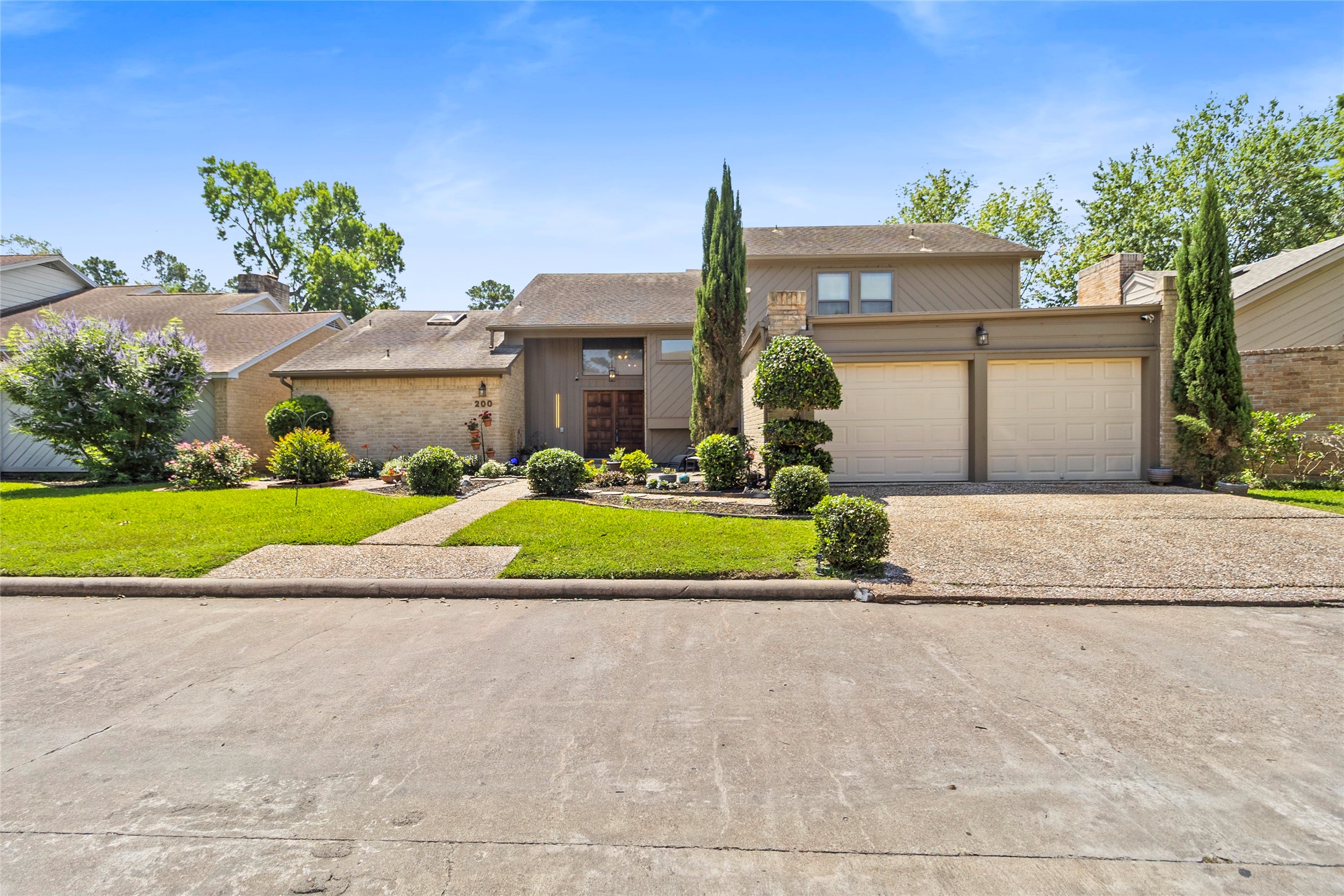 Listing photo 1