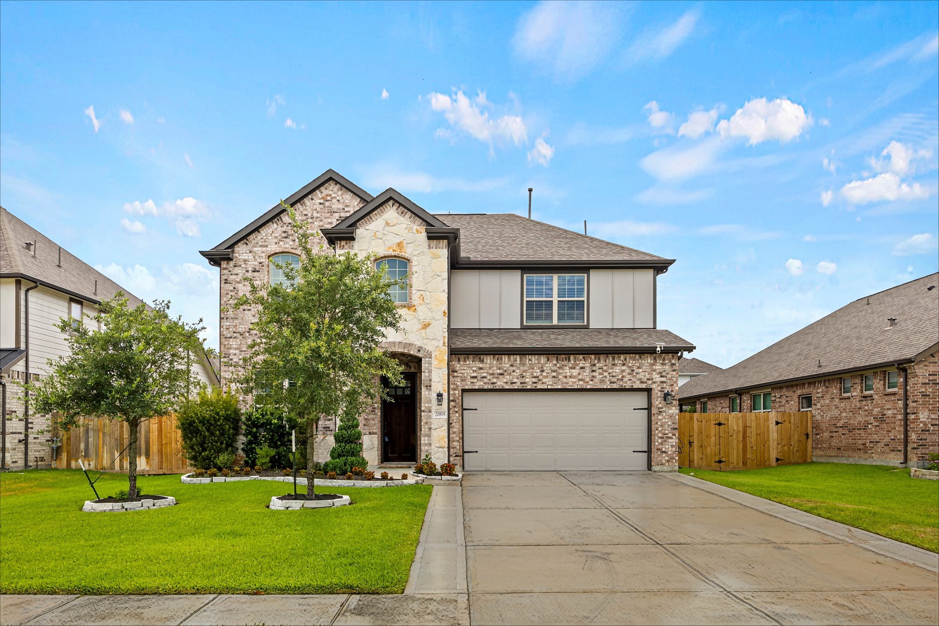 Listing photo 1