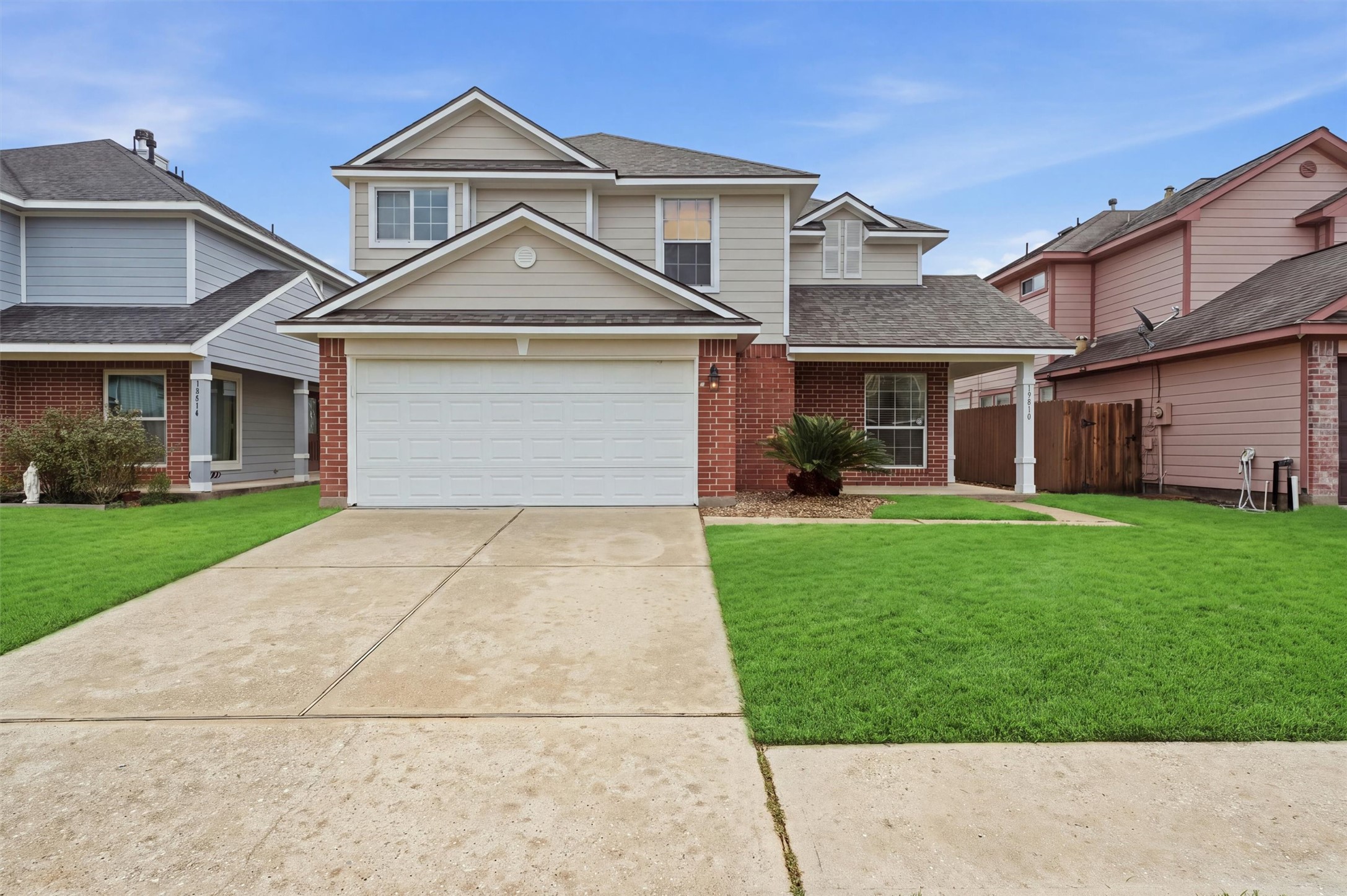 Listing photo 1
