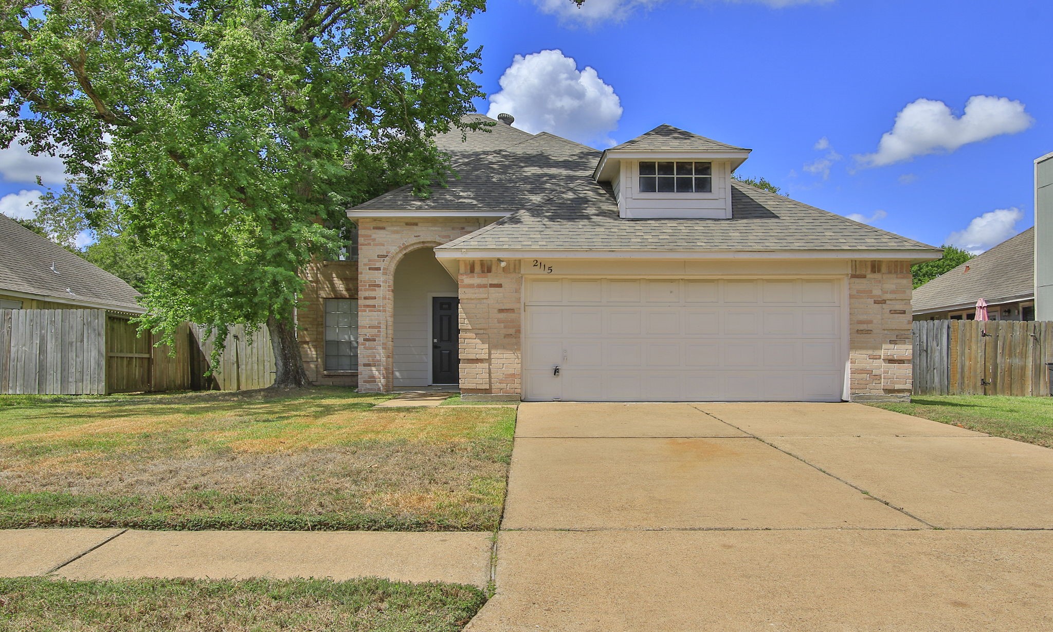Listing photo 1