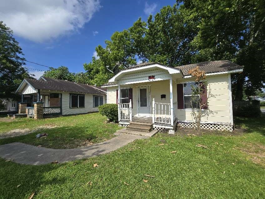 Listing photo 1