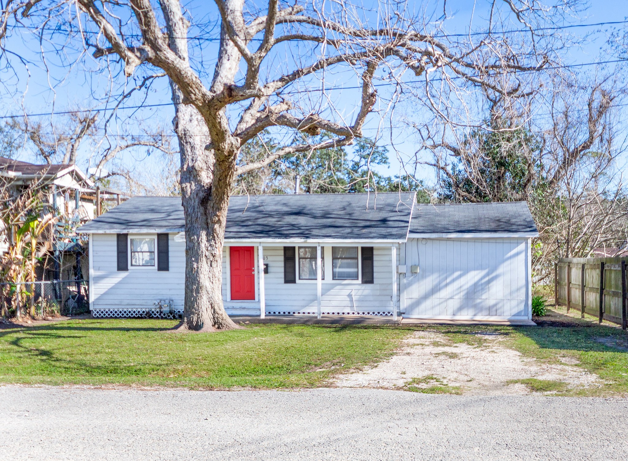 Listing photo 1