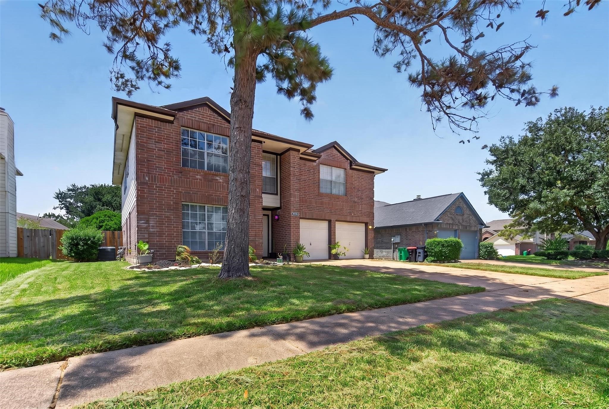 Listing photo 1