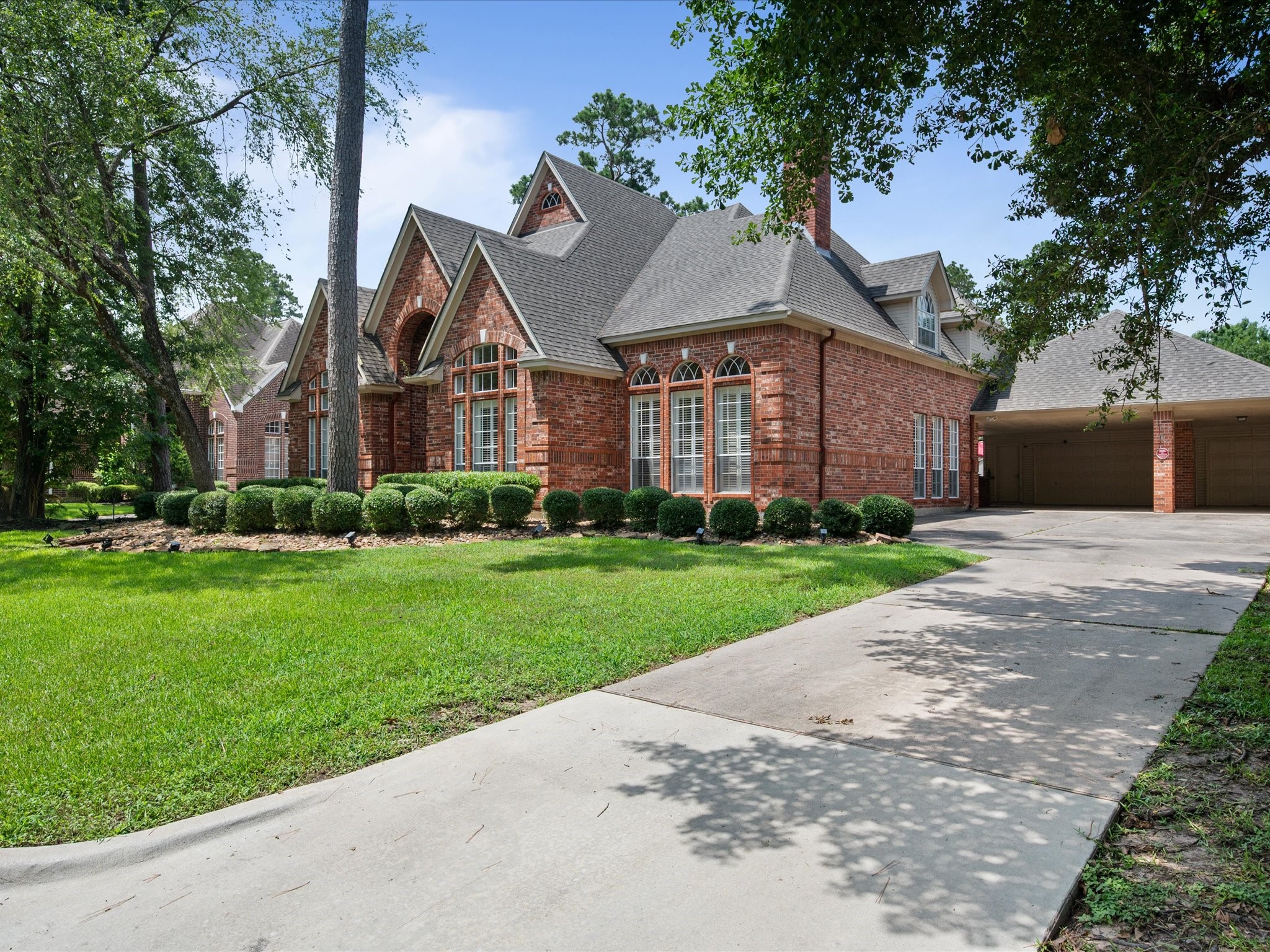 Listing photo 5