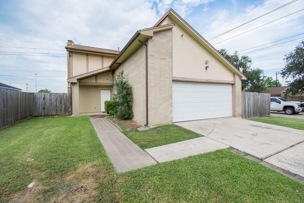 Listing photo 1