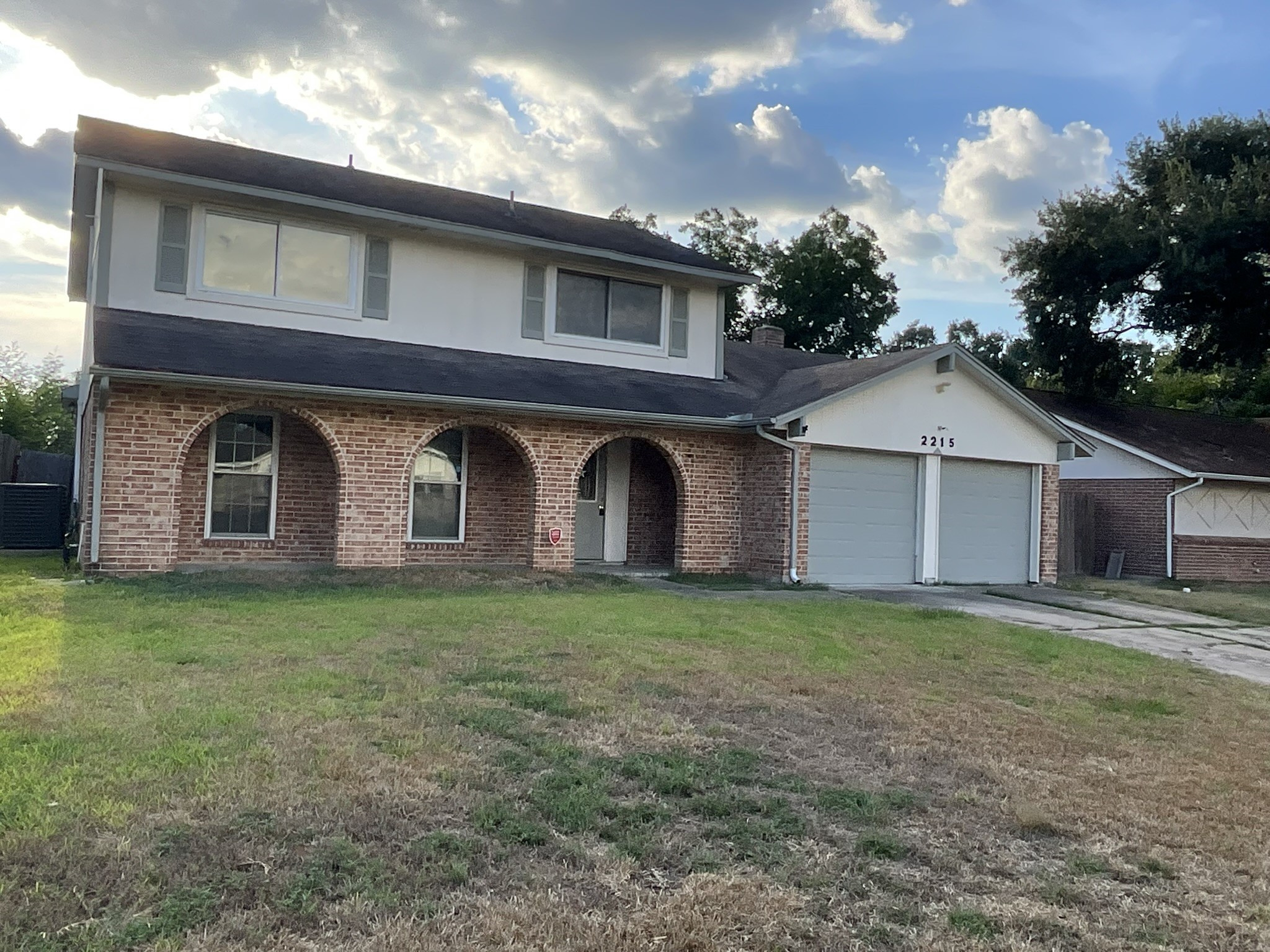 Listing photo 1