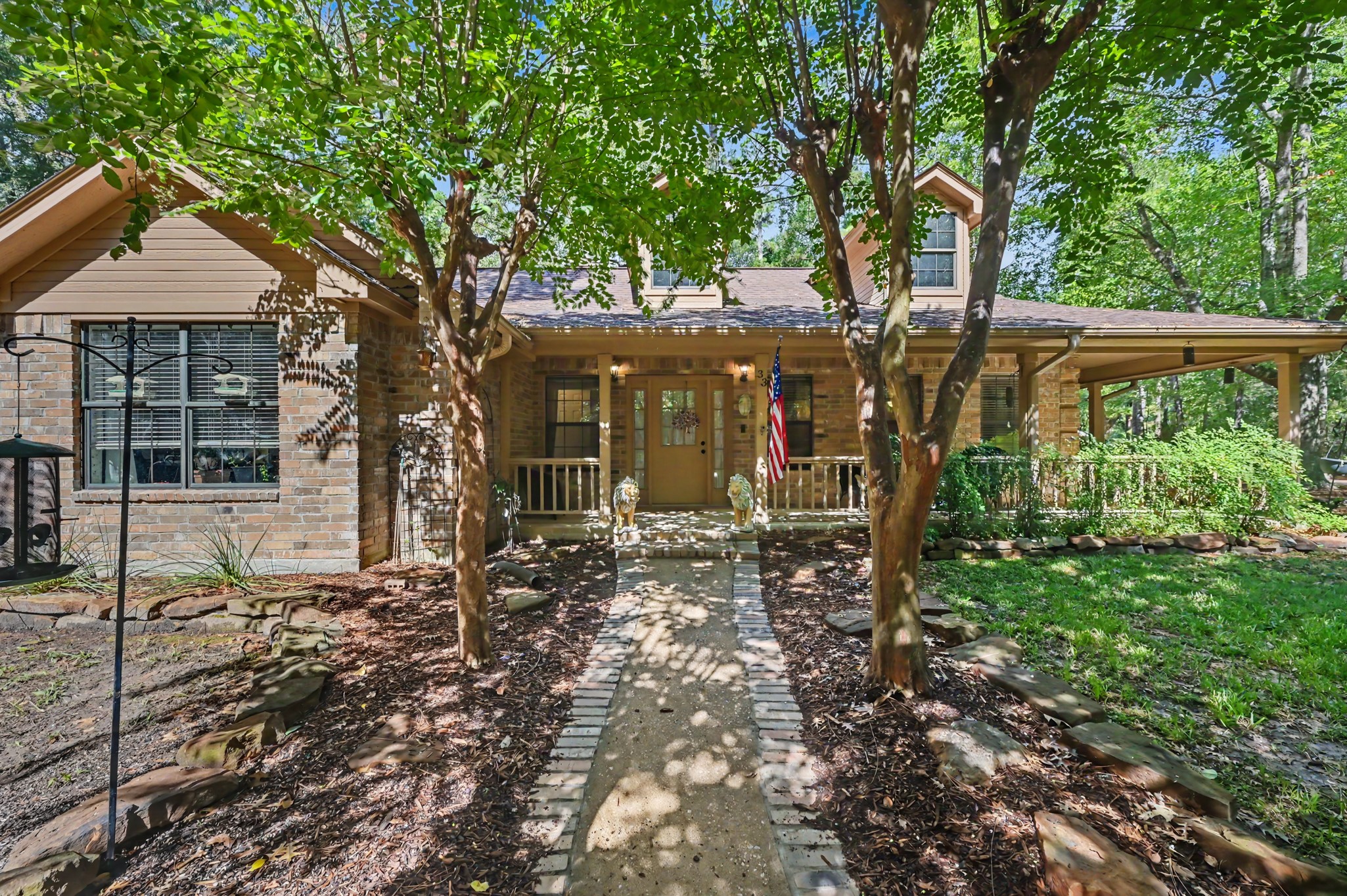 Listing photo 4