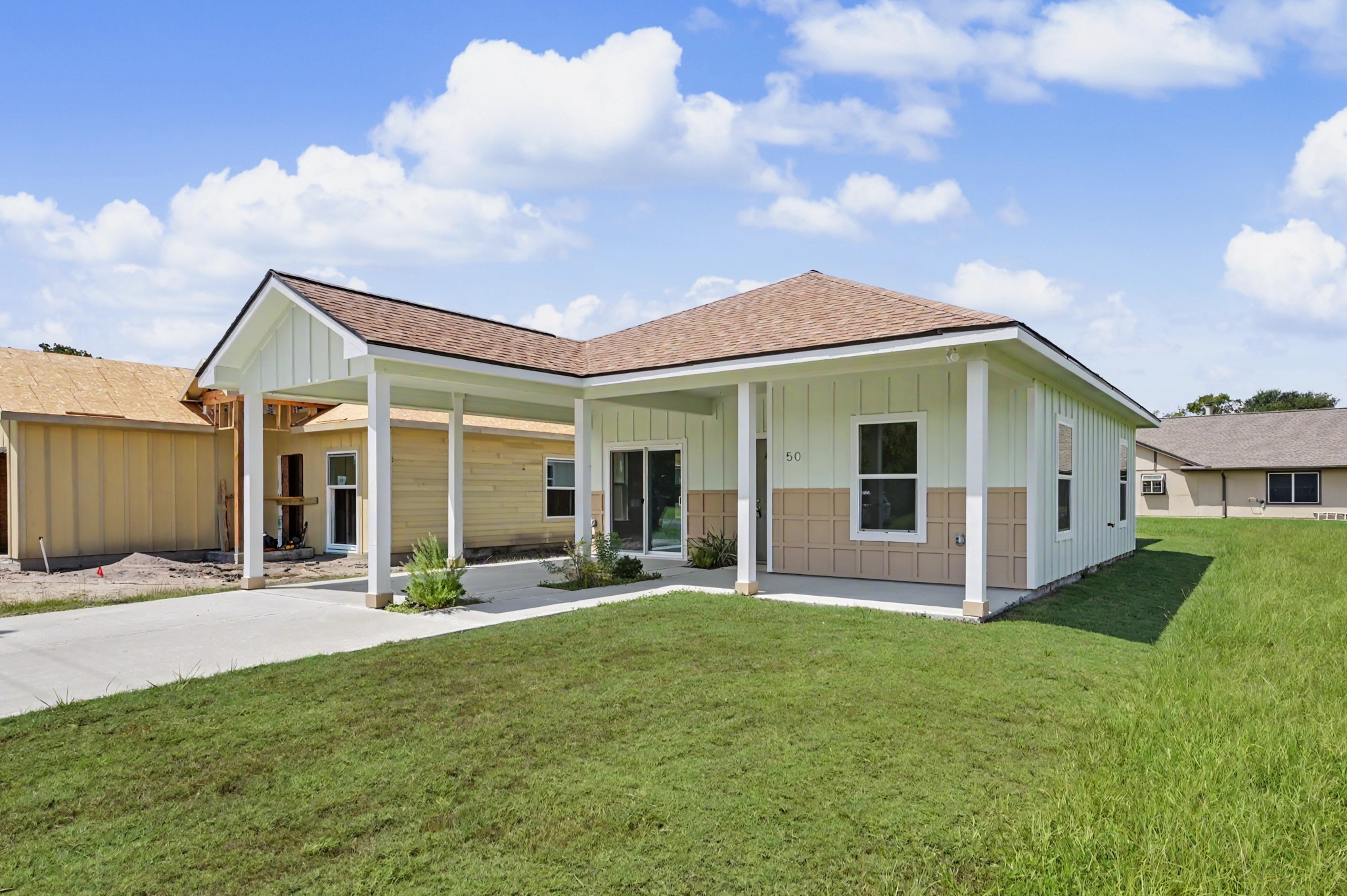 Listing photo 1