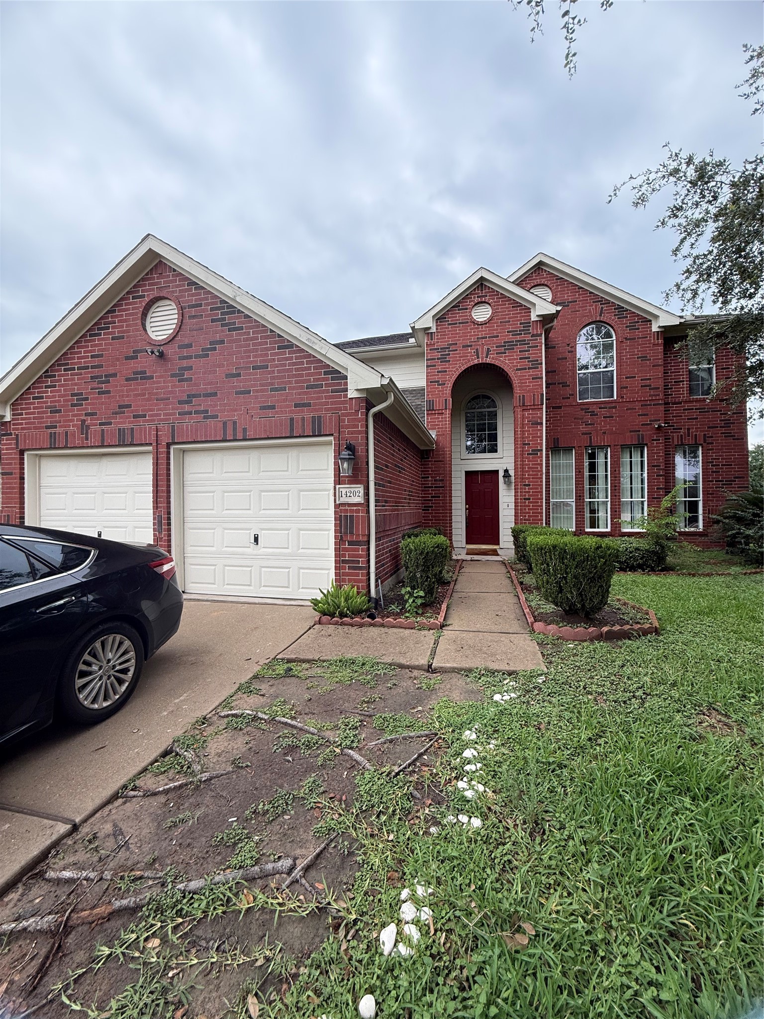 Listing photo 1