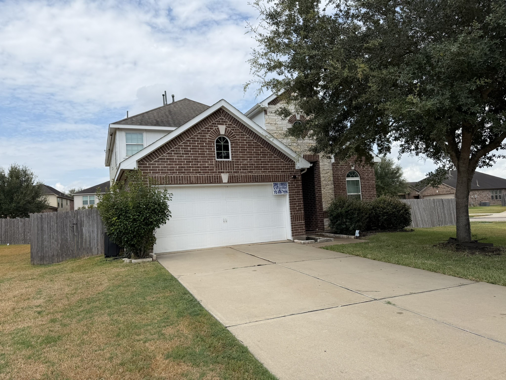 Listing photo 3