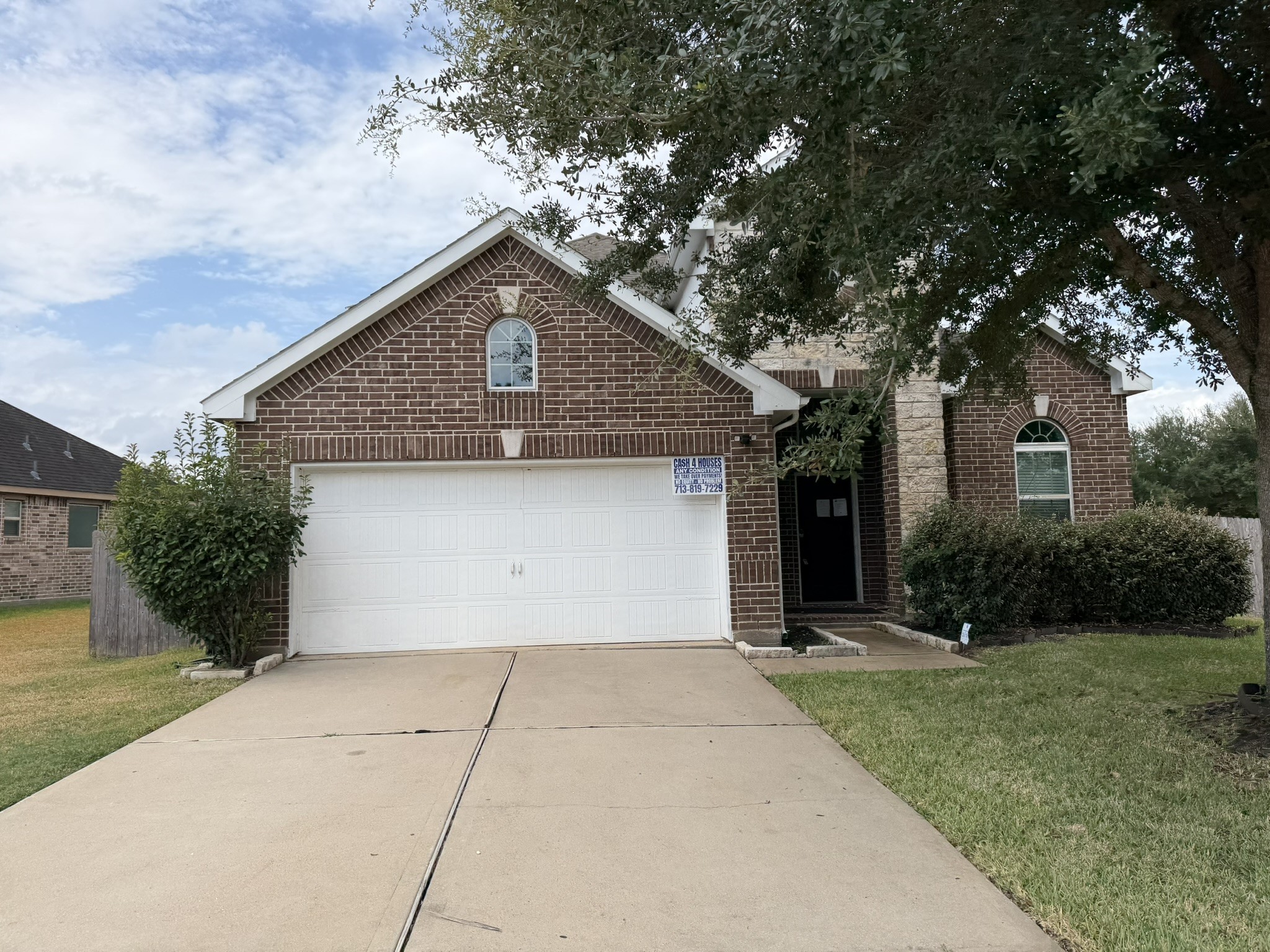 Listing photo 1