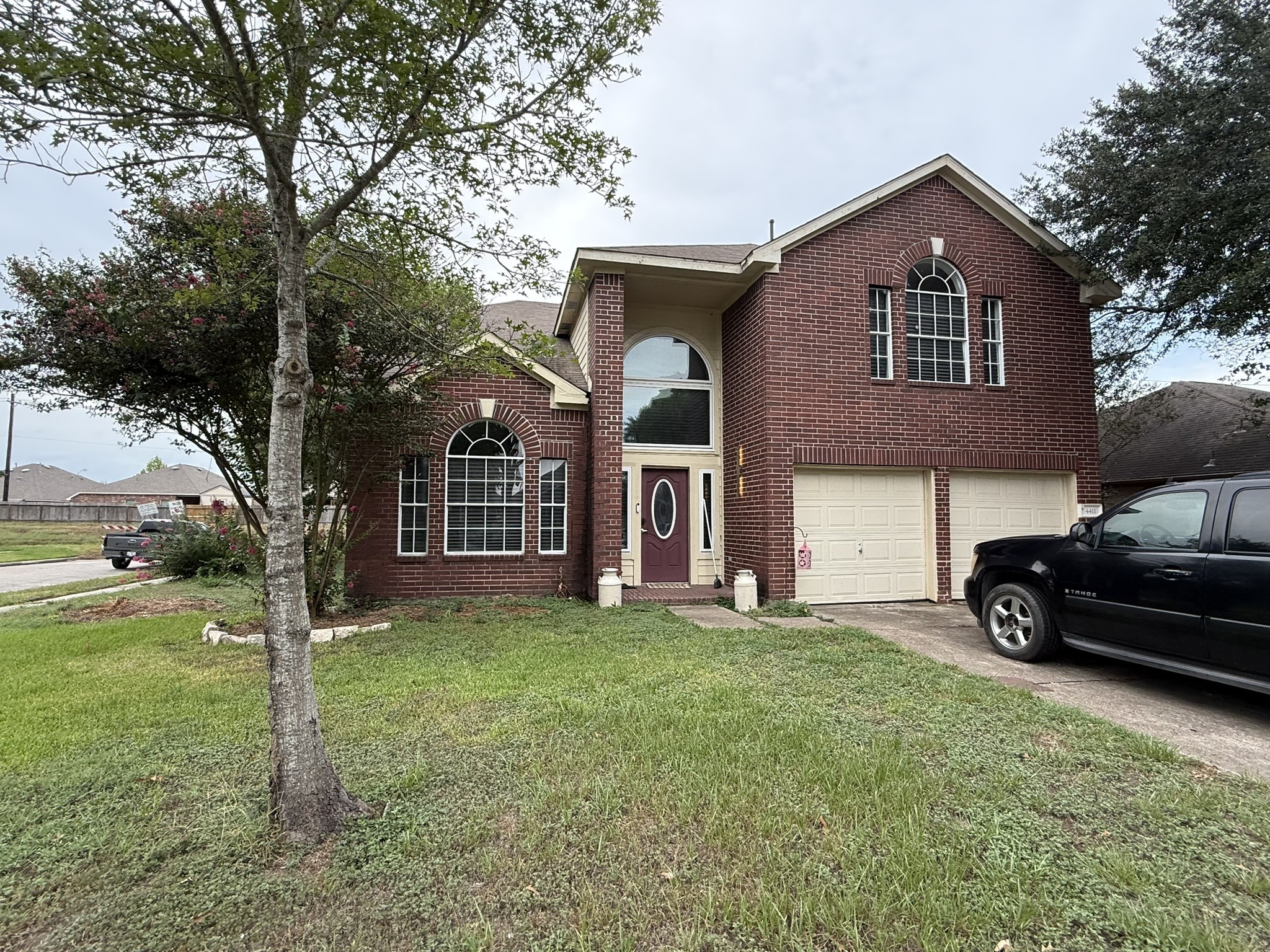 Listing photo 1