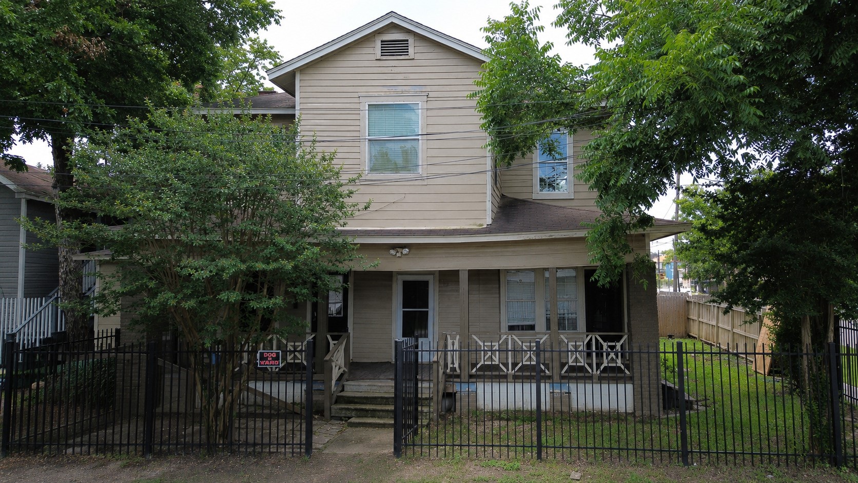 Listing photo 1