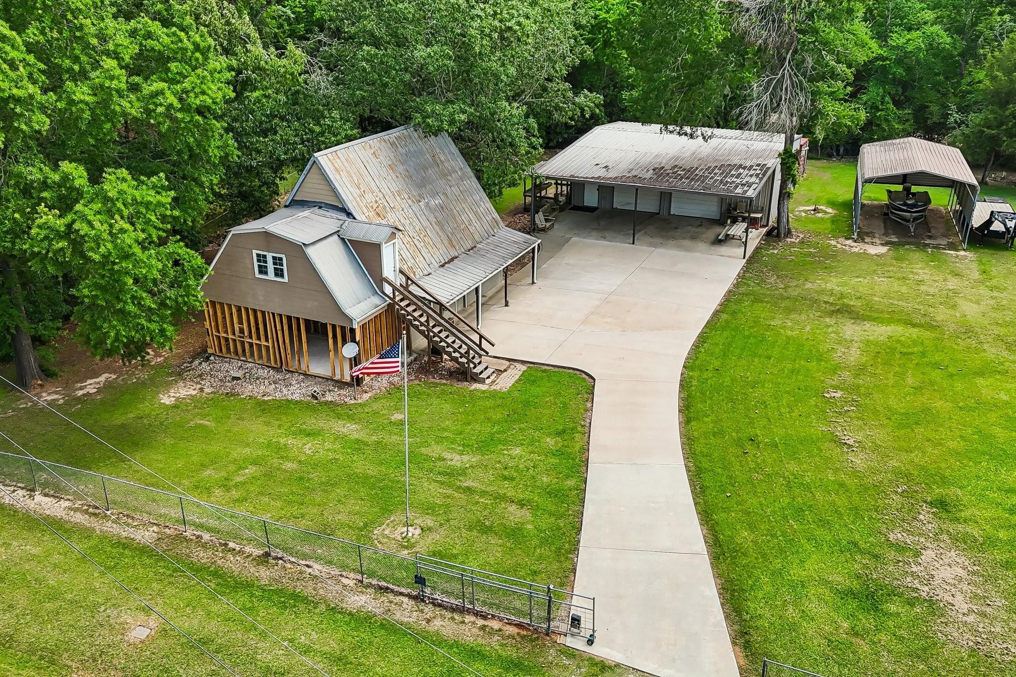 Listing photo 1