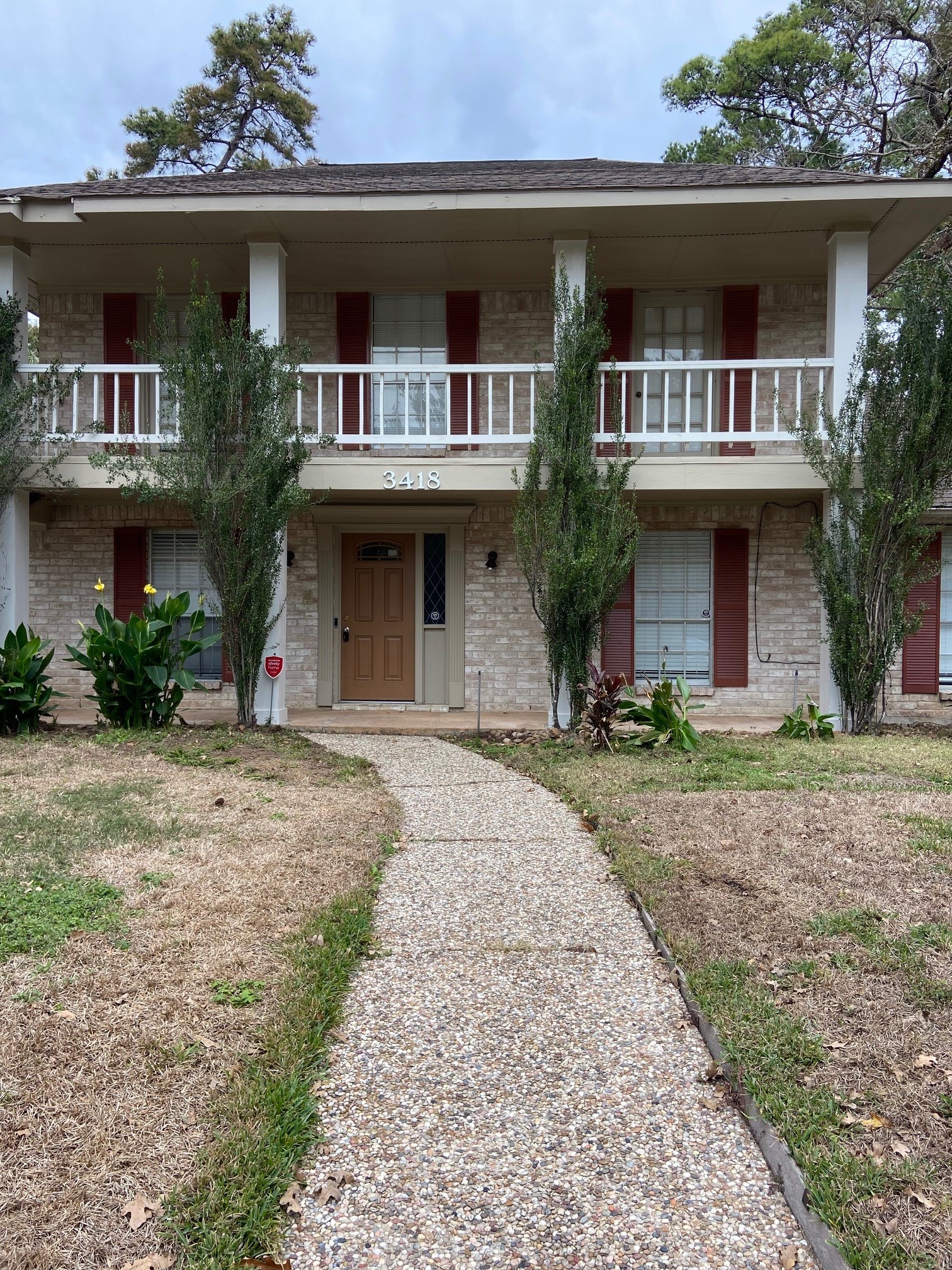 Listing photo 1