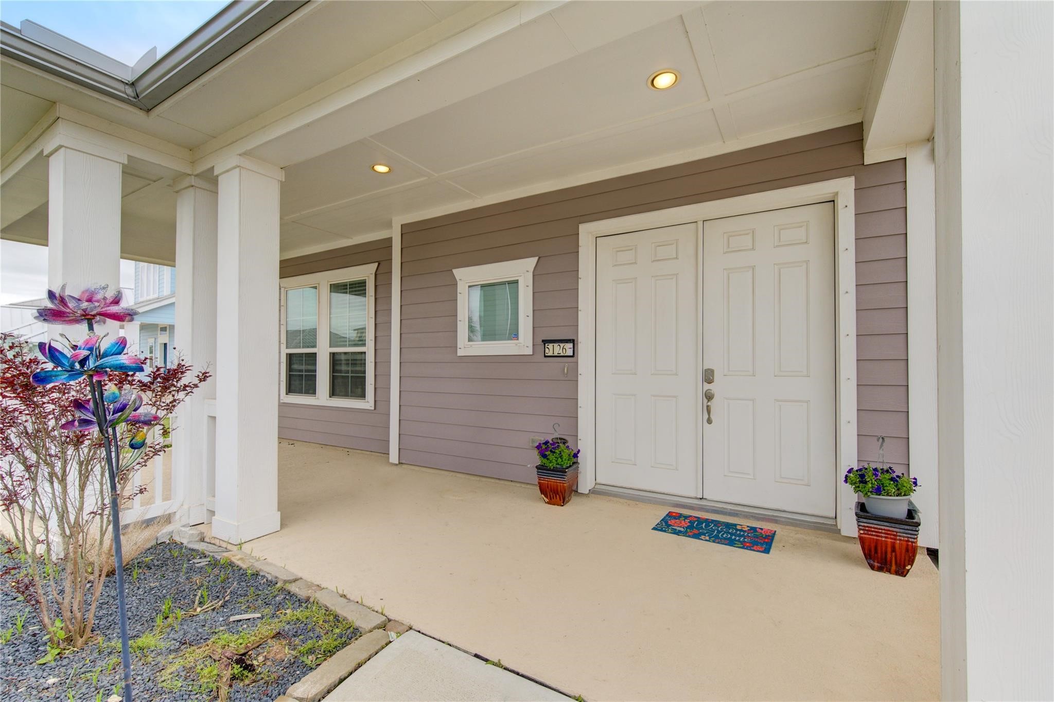 Listing photo 5