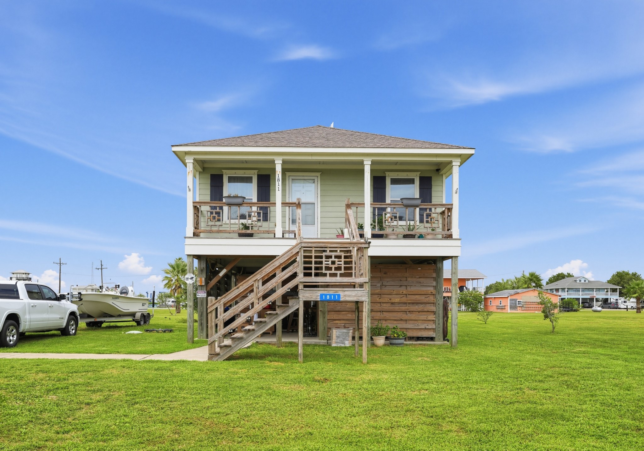 Listing photo 2