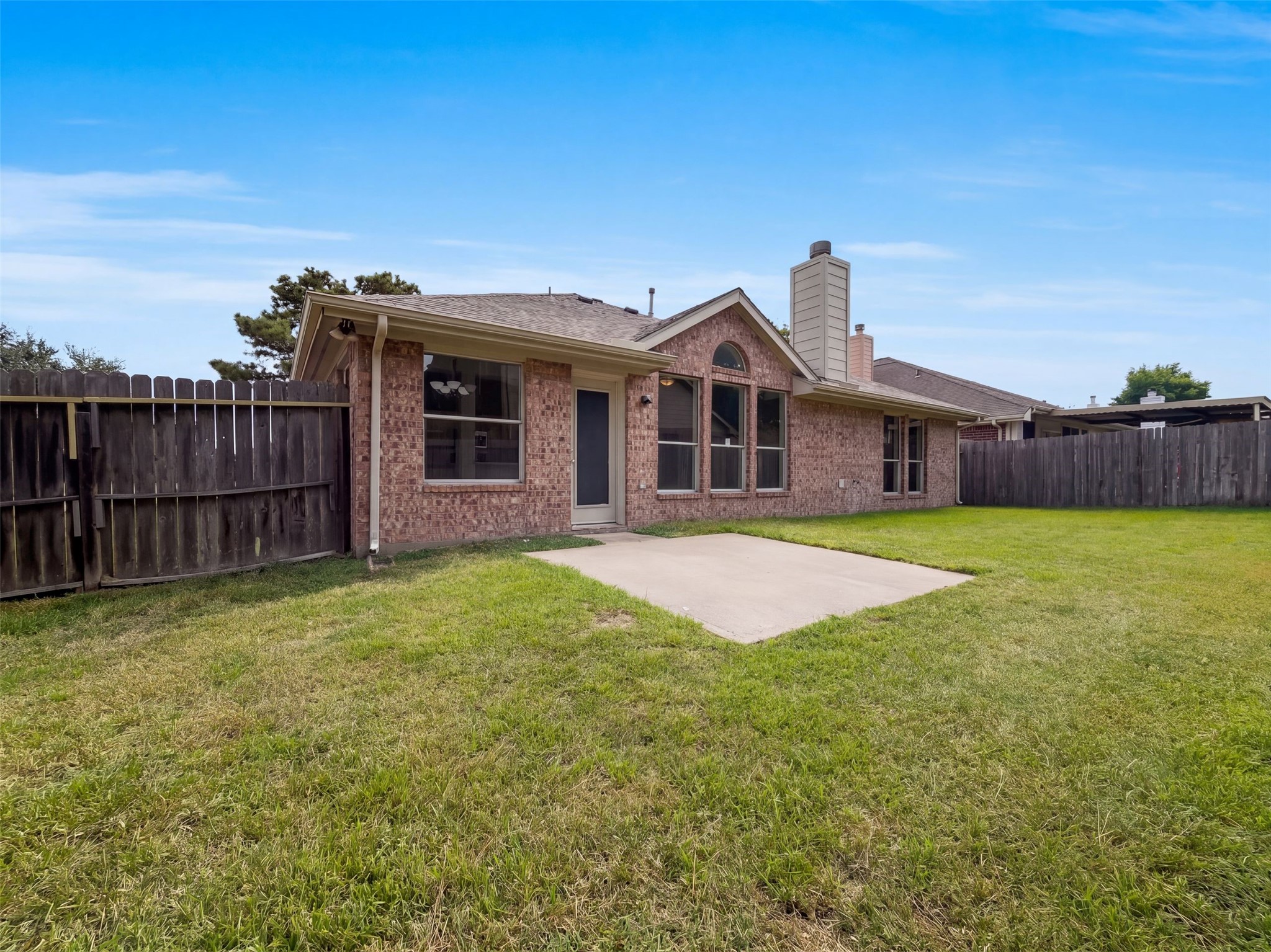 Listing photo 5