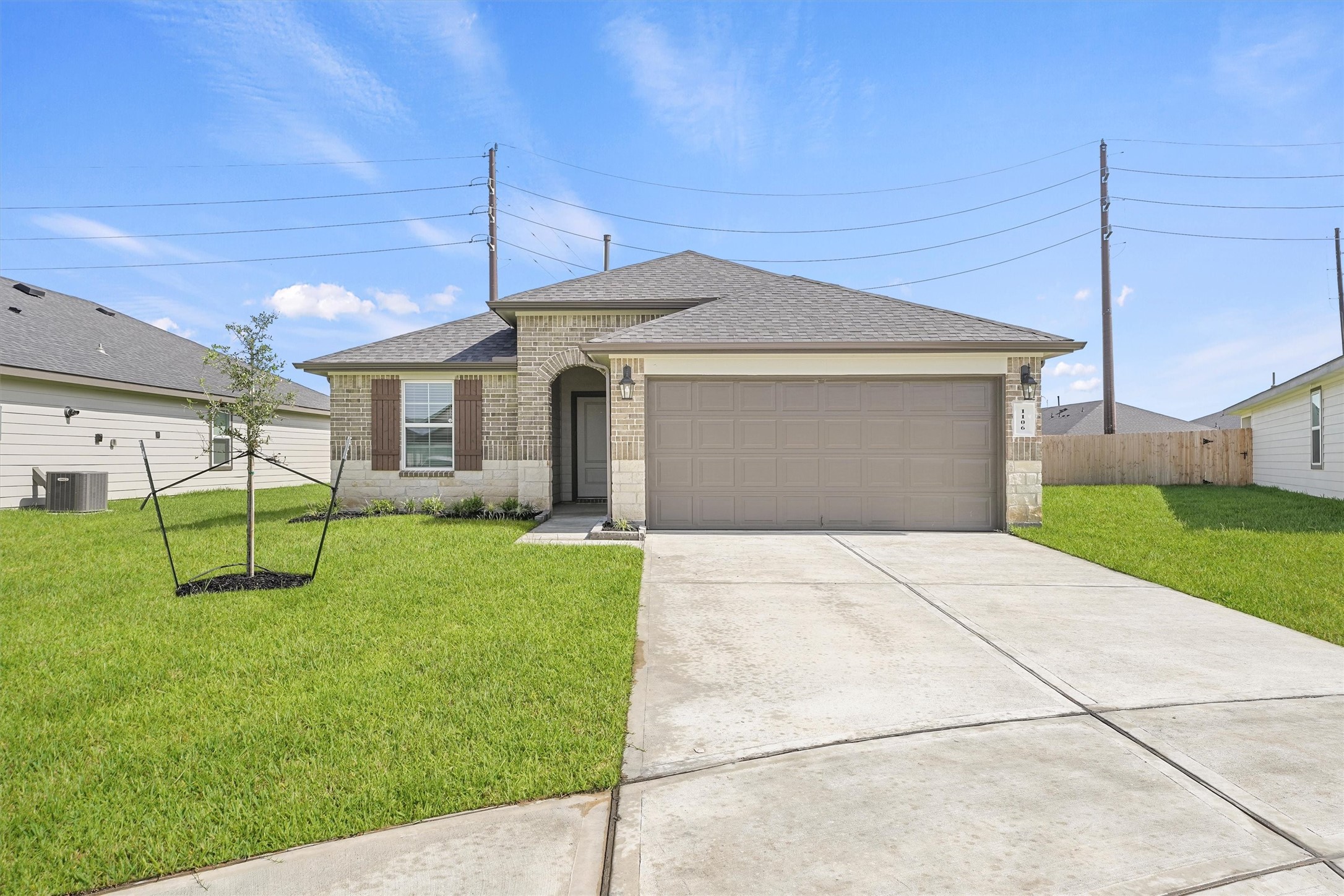 Listing photo 1