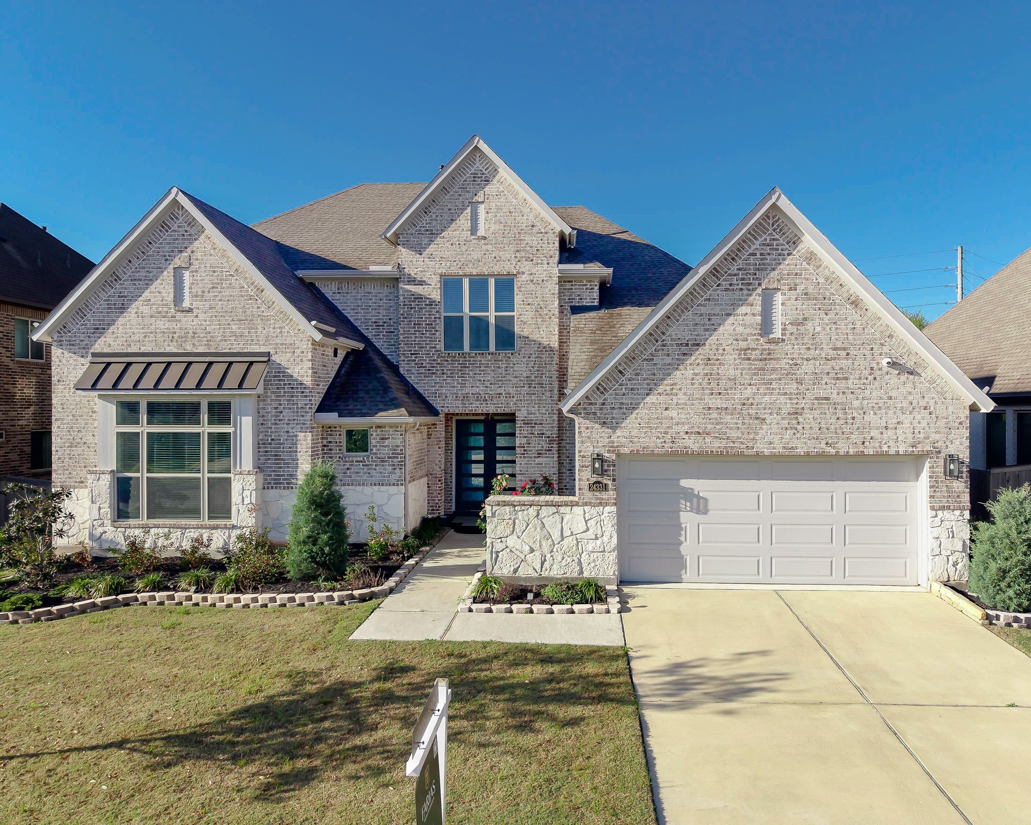 Listing photo 1
