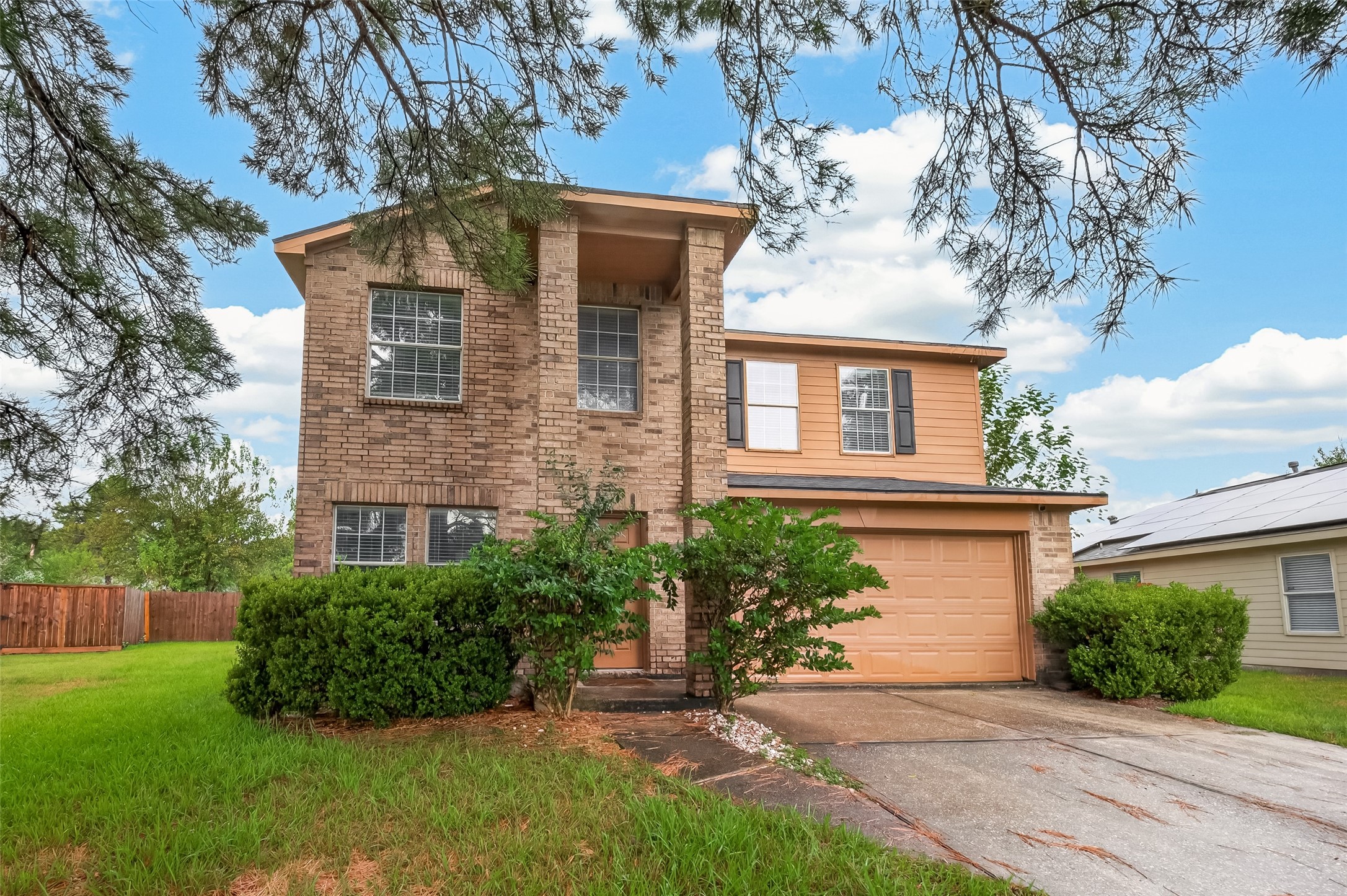 Listing photo 1