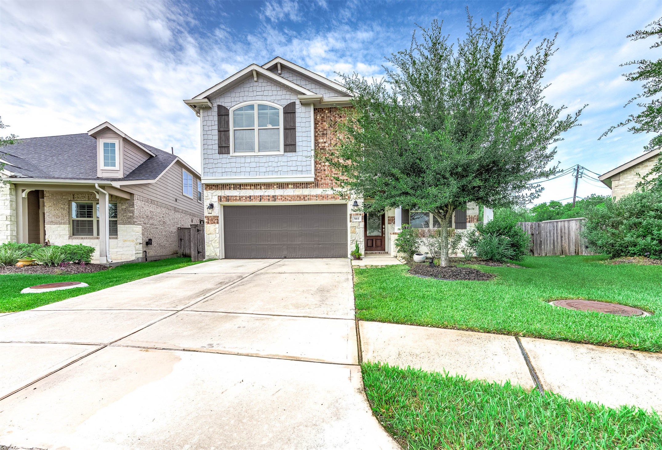 Listing photo 1