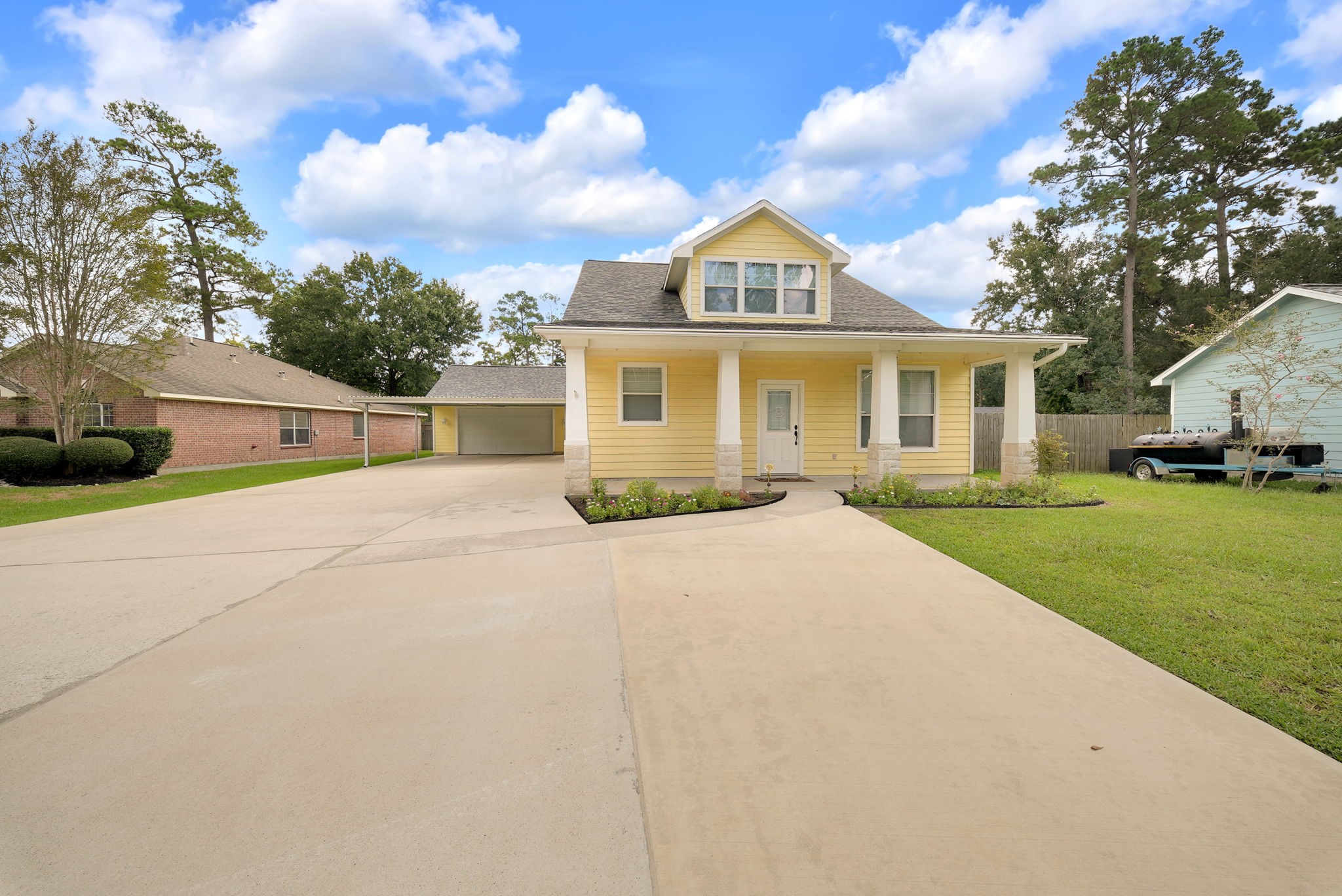 Listing photo 1