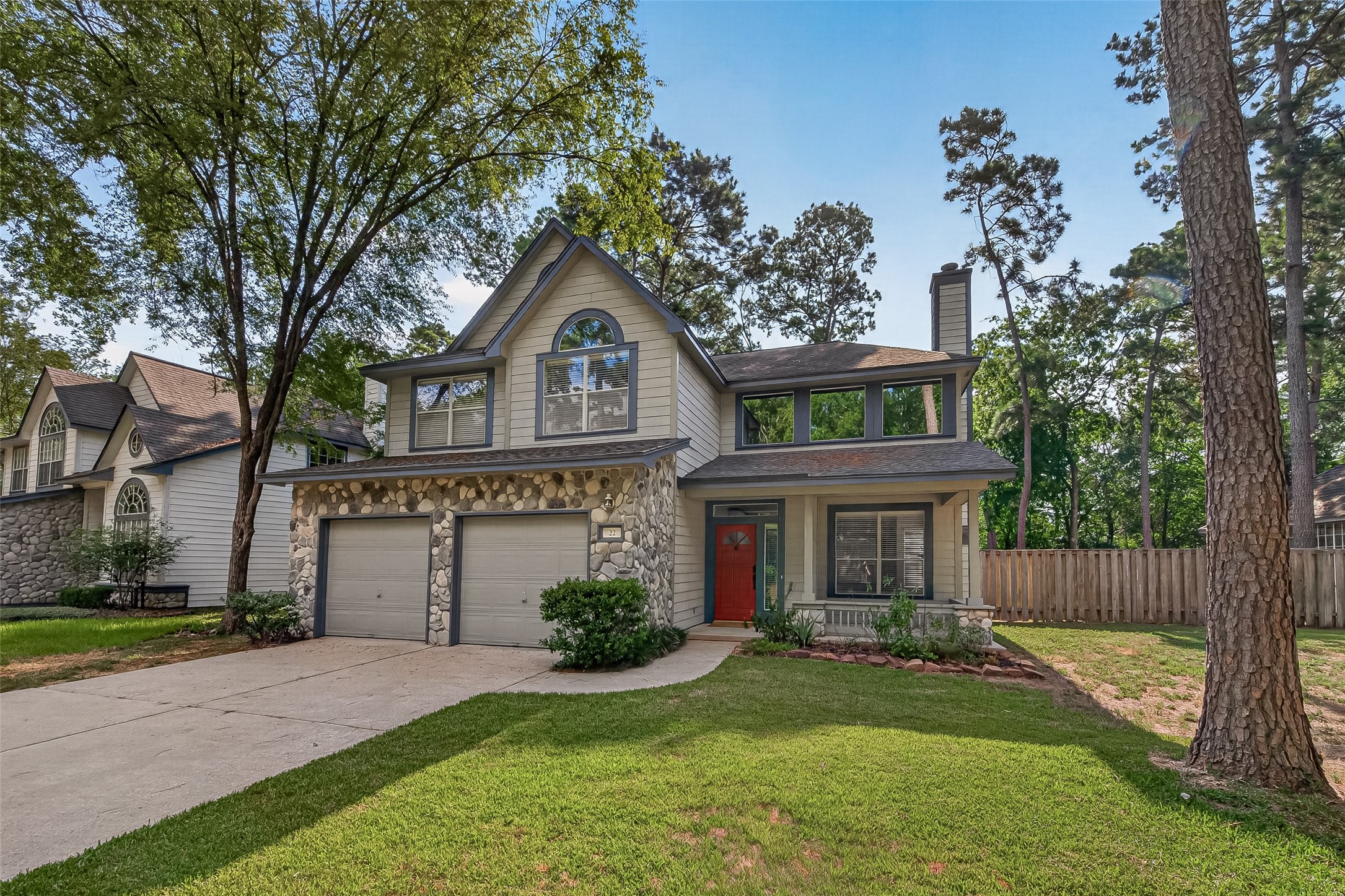 Listing photo 1
