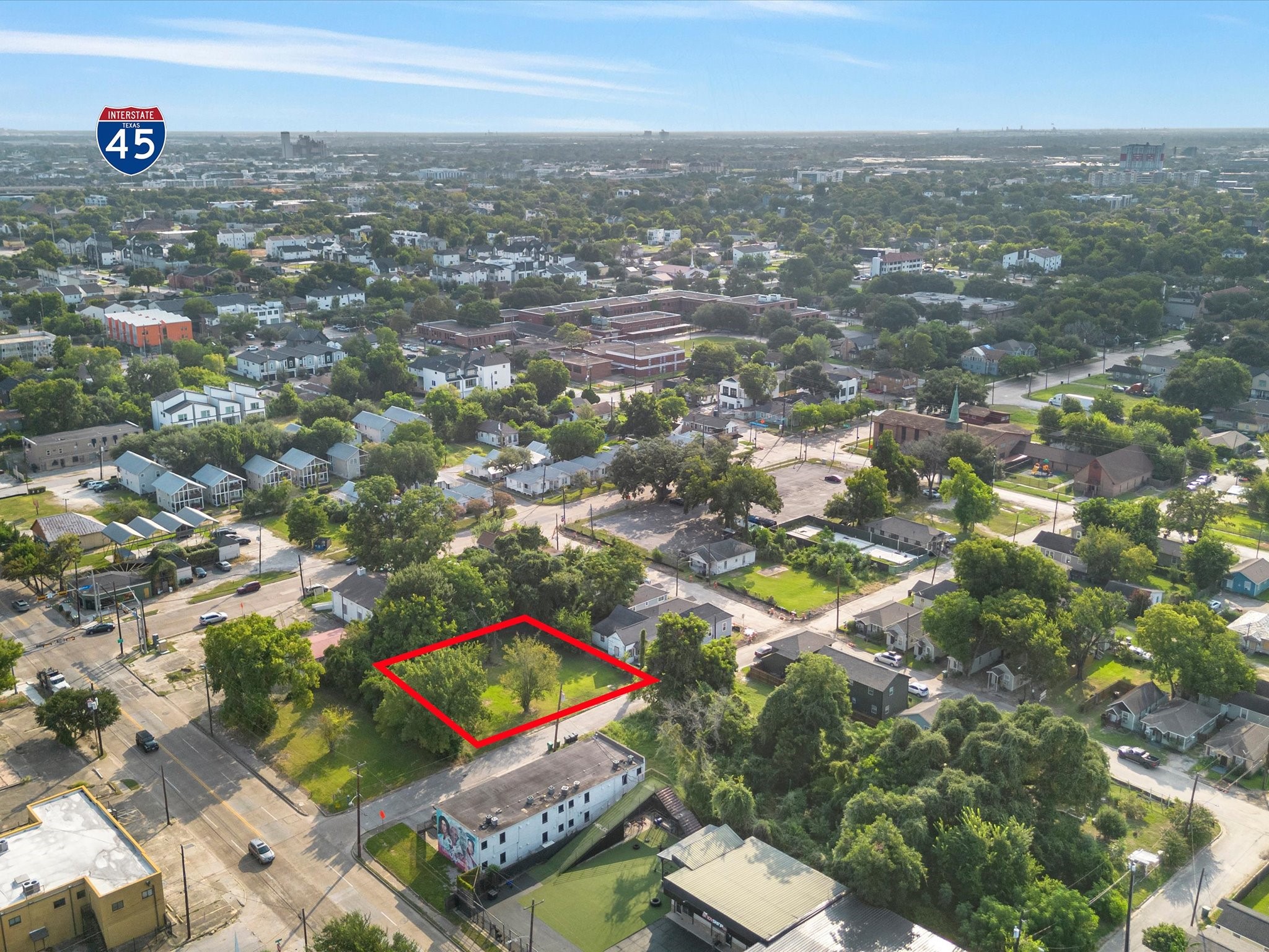 Listing photo 1