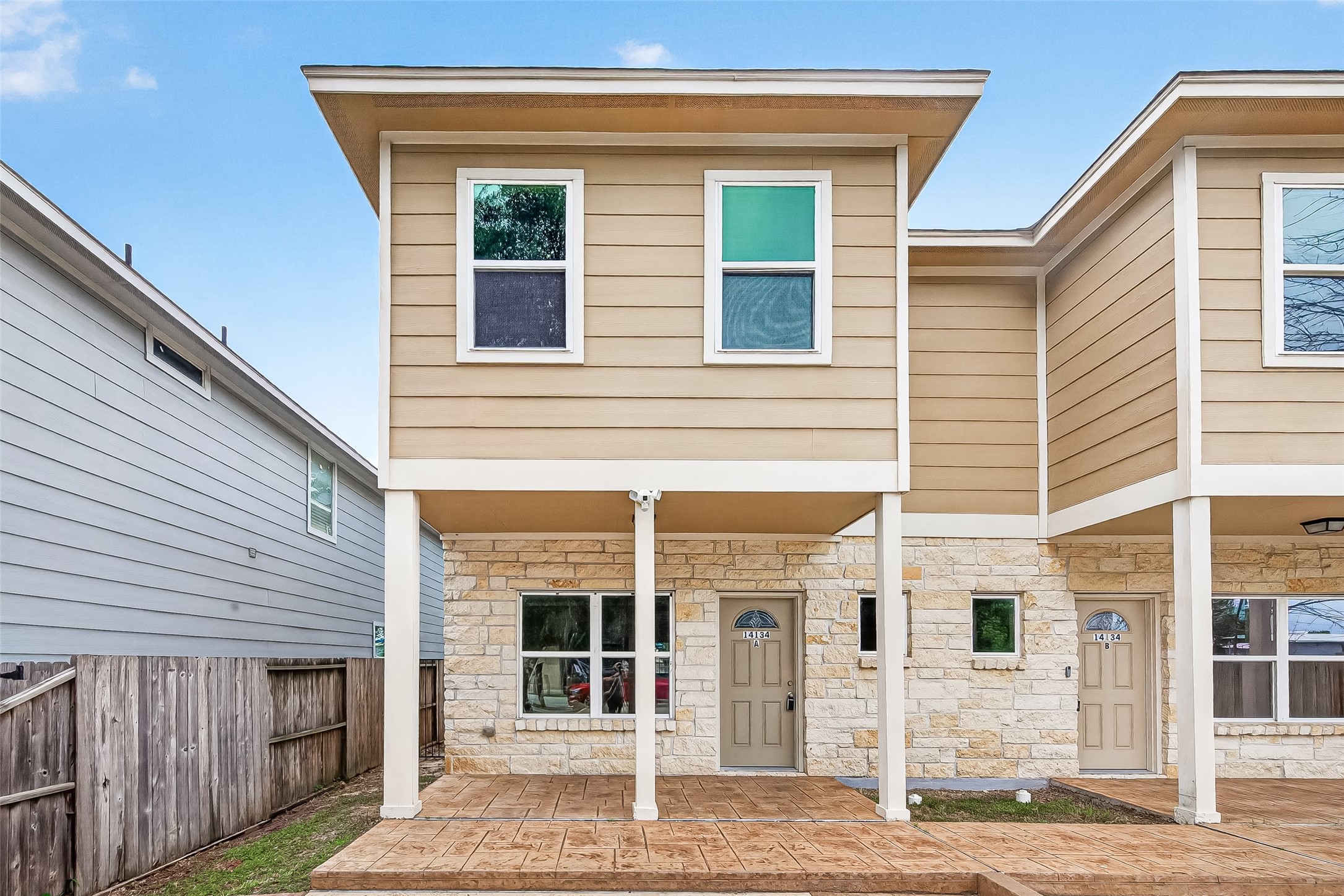 Listing photo 1