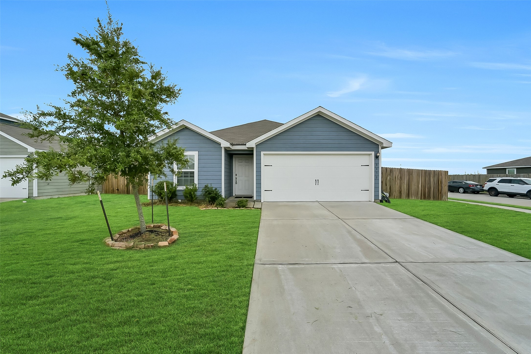 Listing photo 1