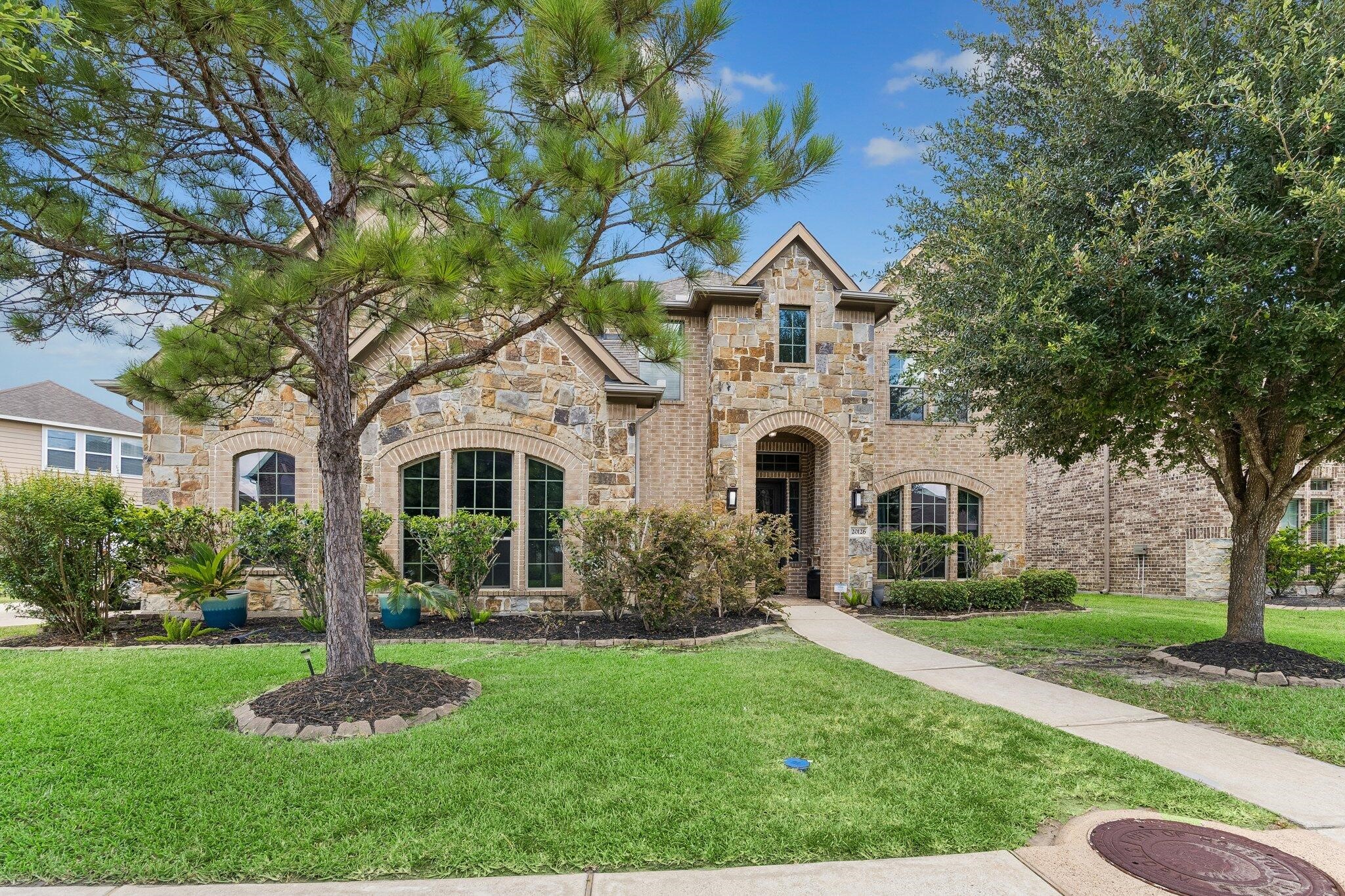 Listing photo 1