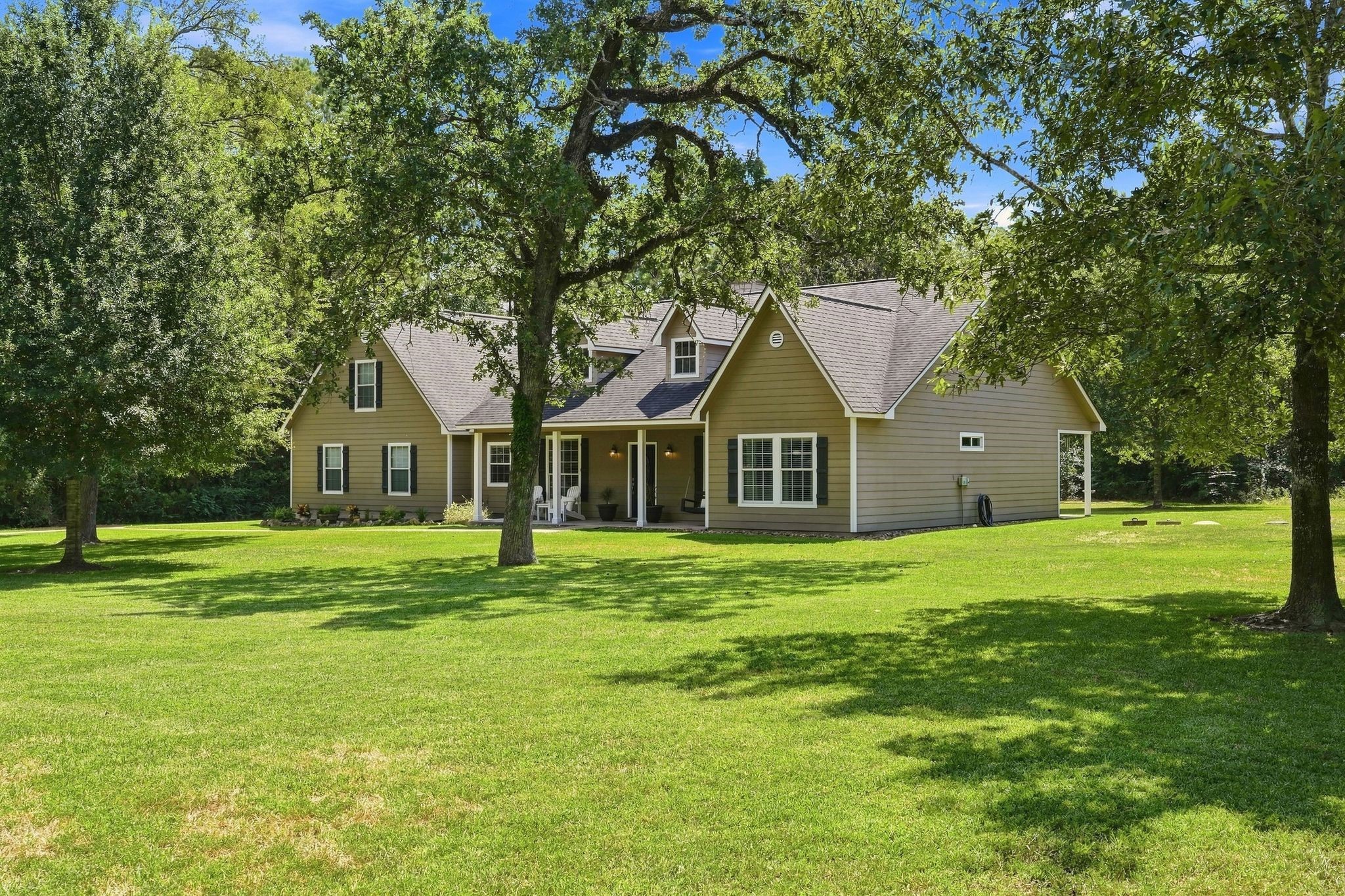 Listing photo 4