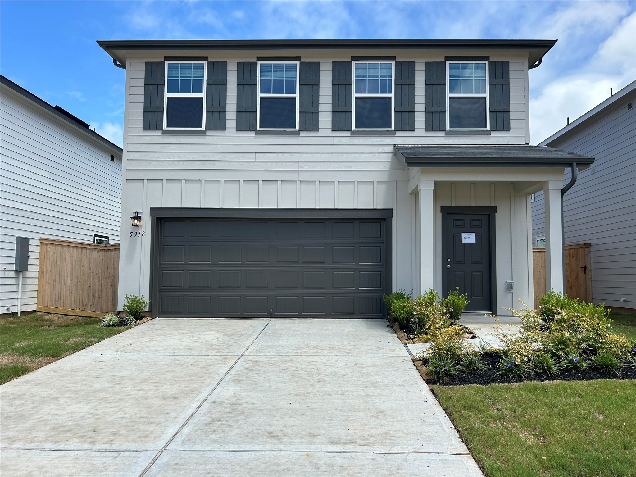 Listing photo 1