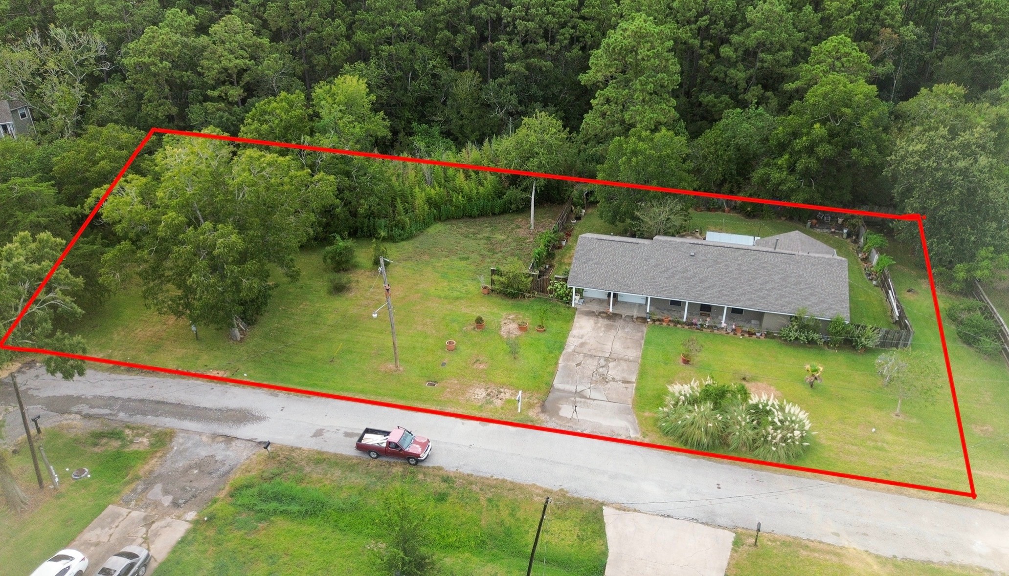 Listing photo 2