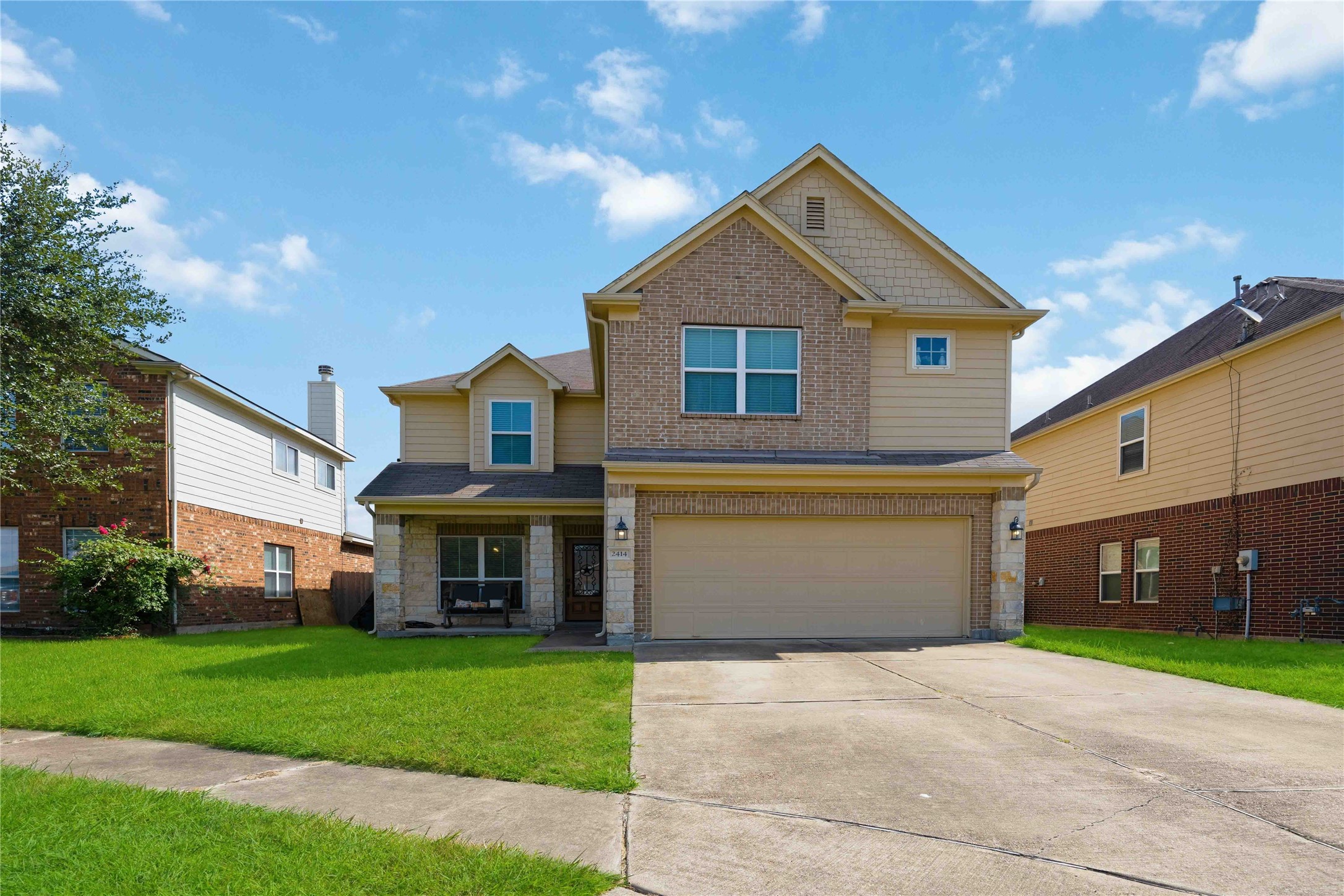 Listing photo 1