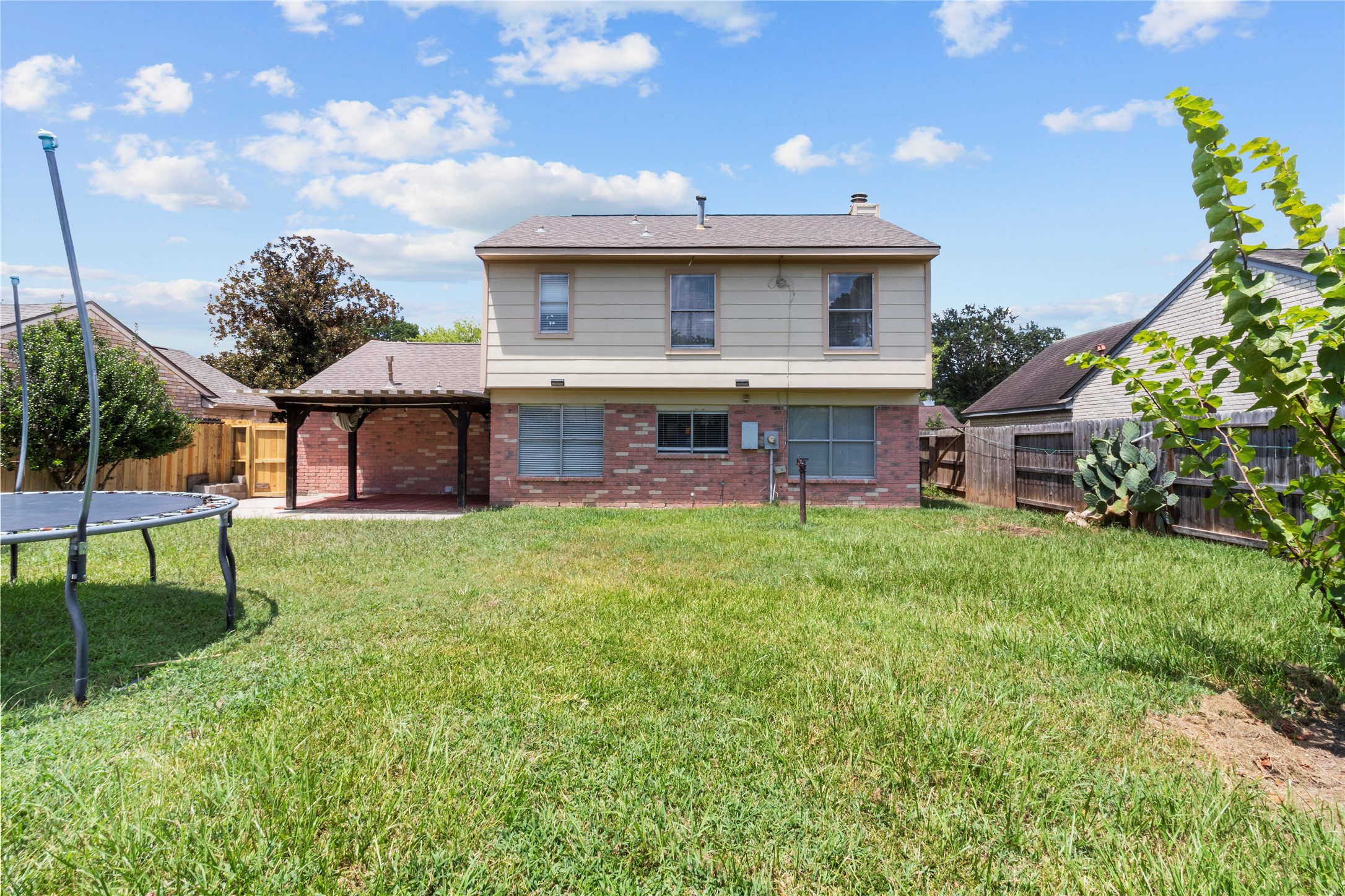 Listing photo 5