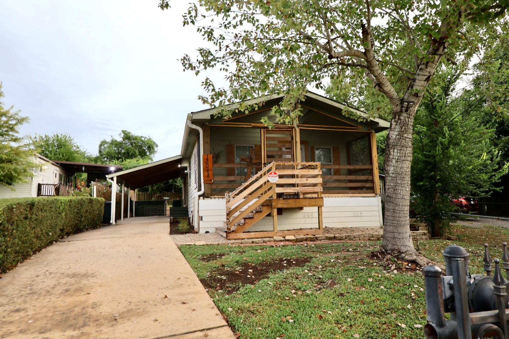 Listing photo 3