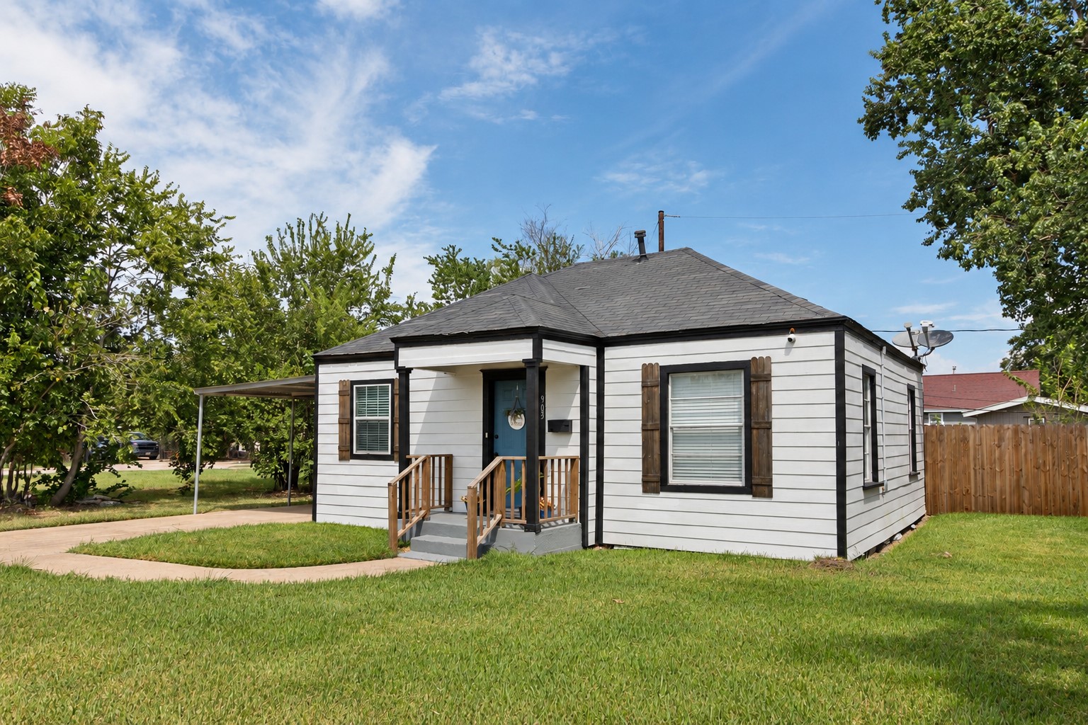 Listing photo 1