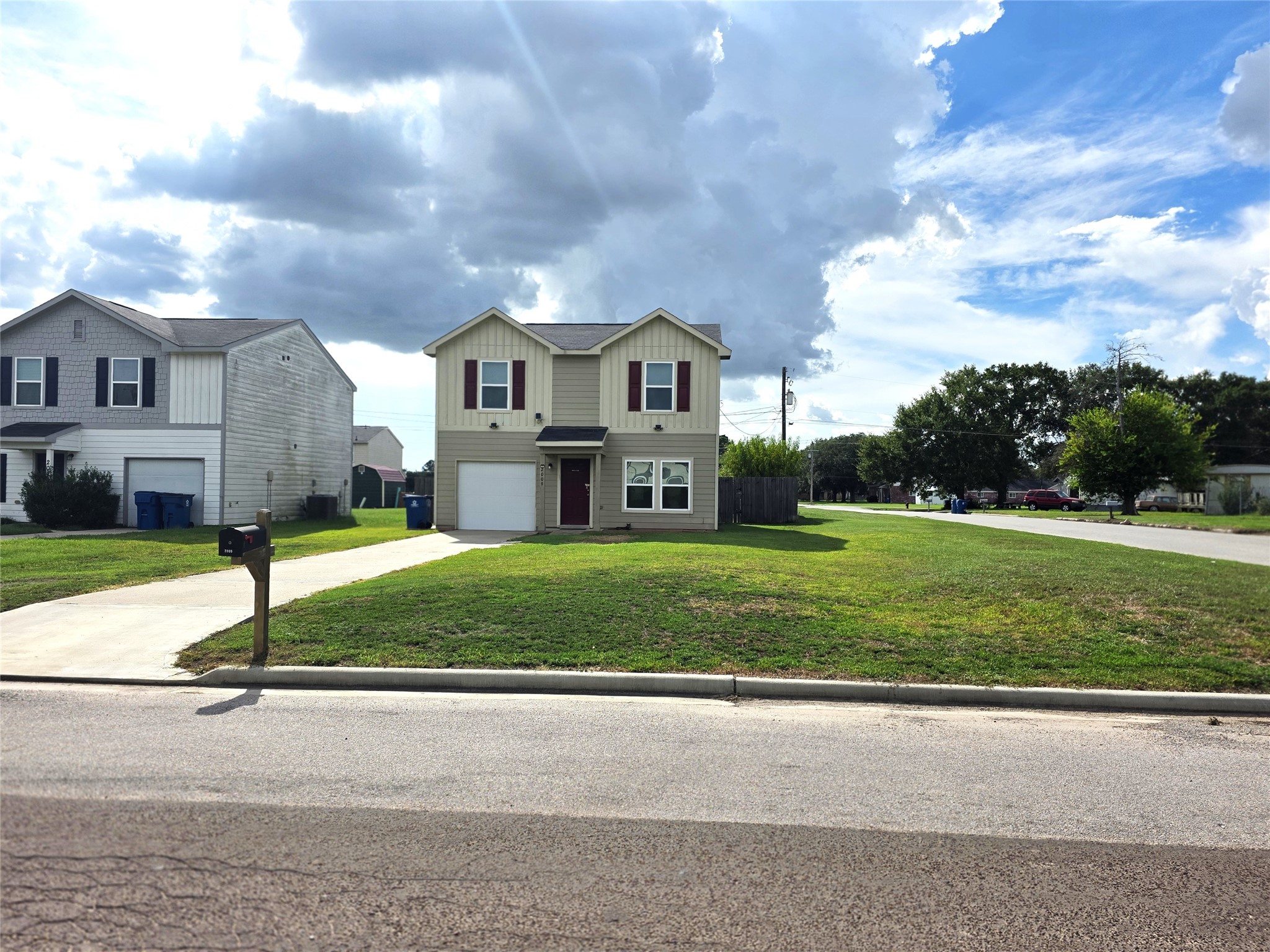 Listing photo 3