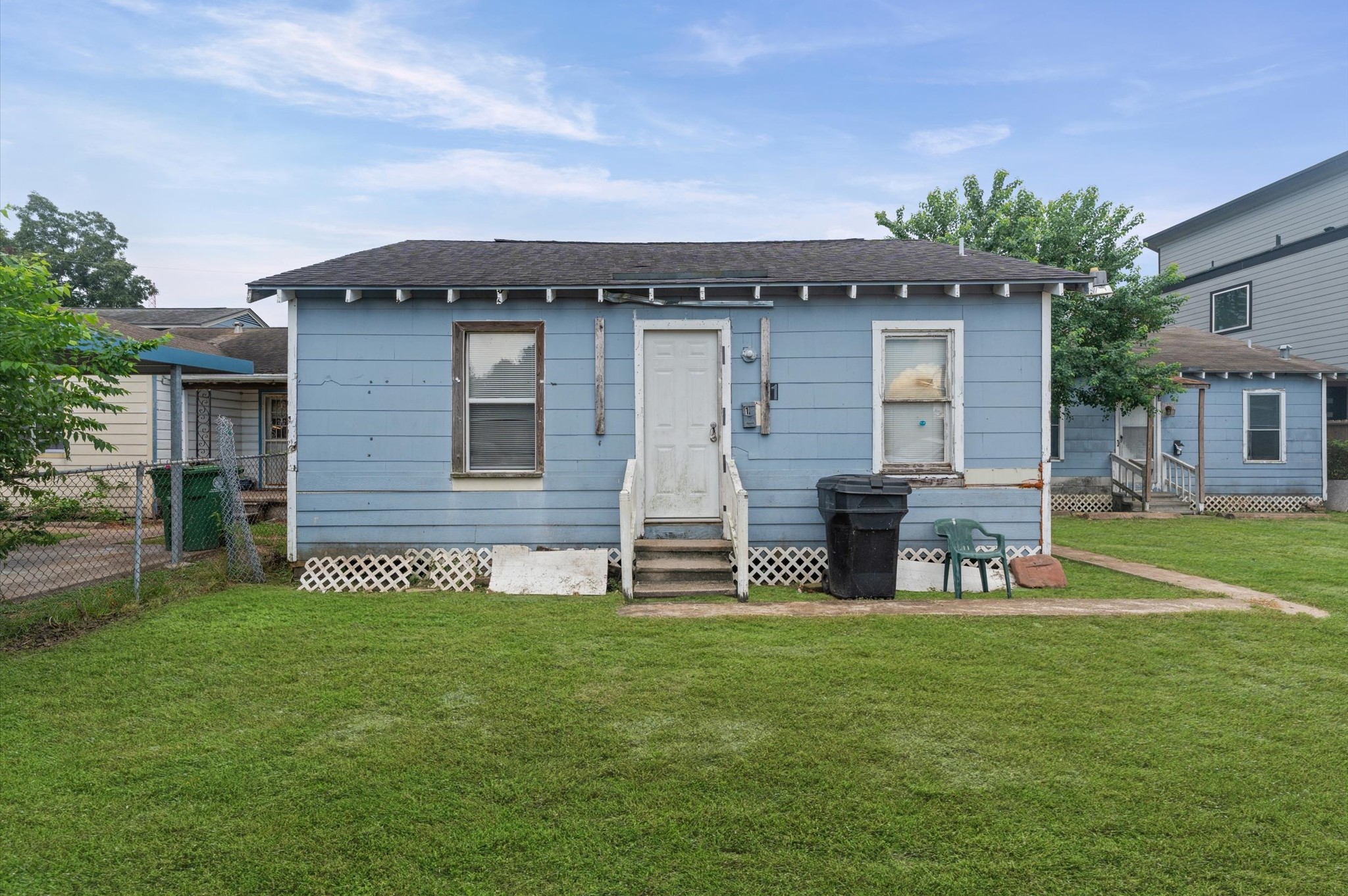 Listing photo 5