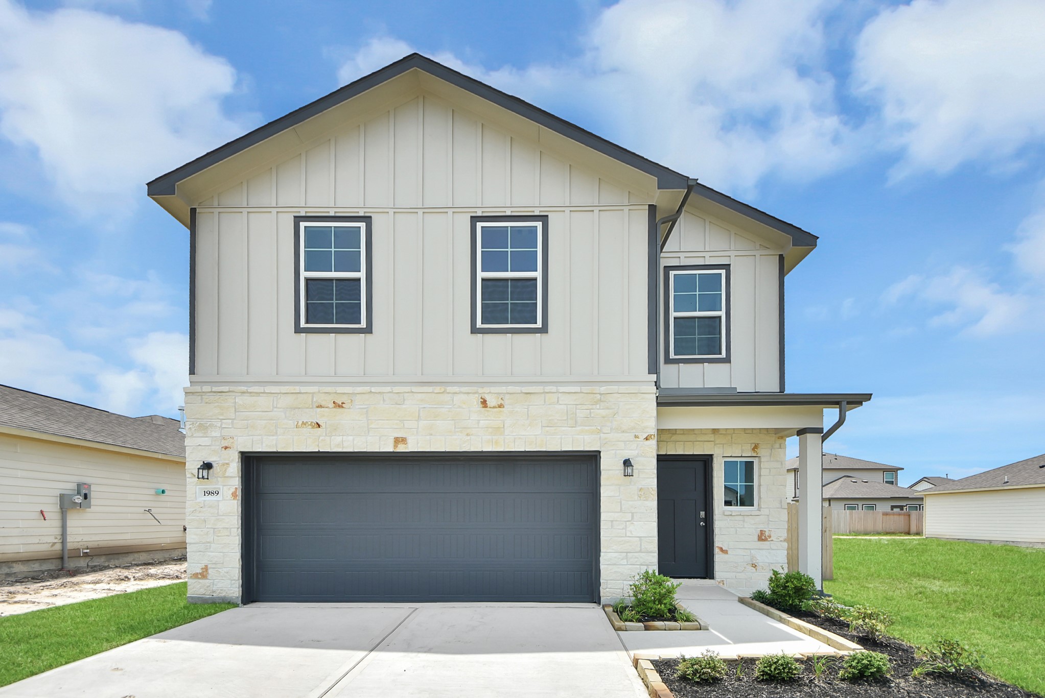 Listing photo 1