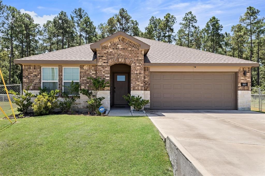 Listing photo 1