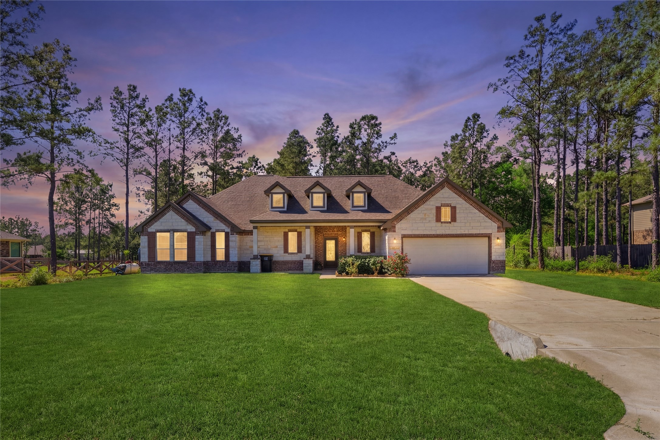 Listing photo 1